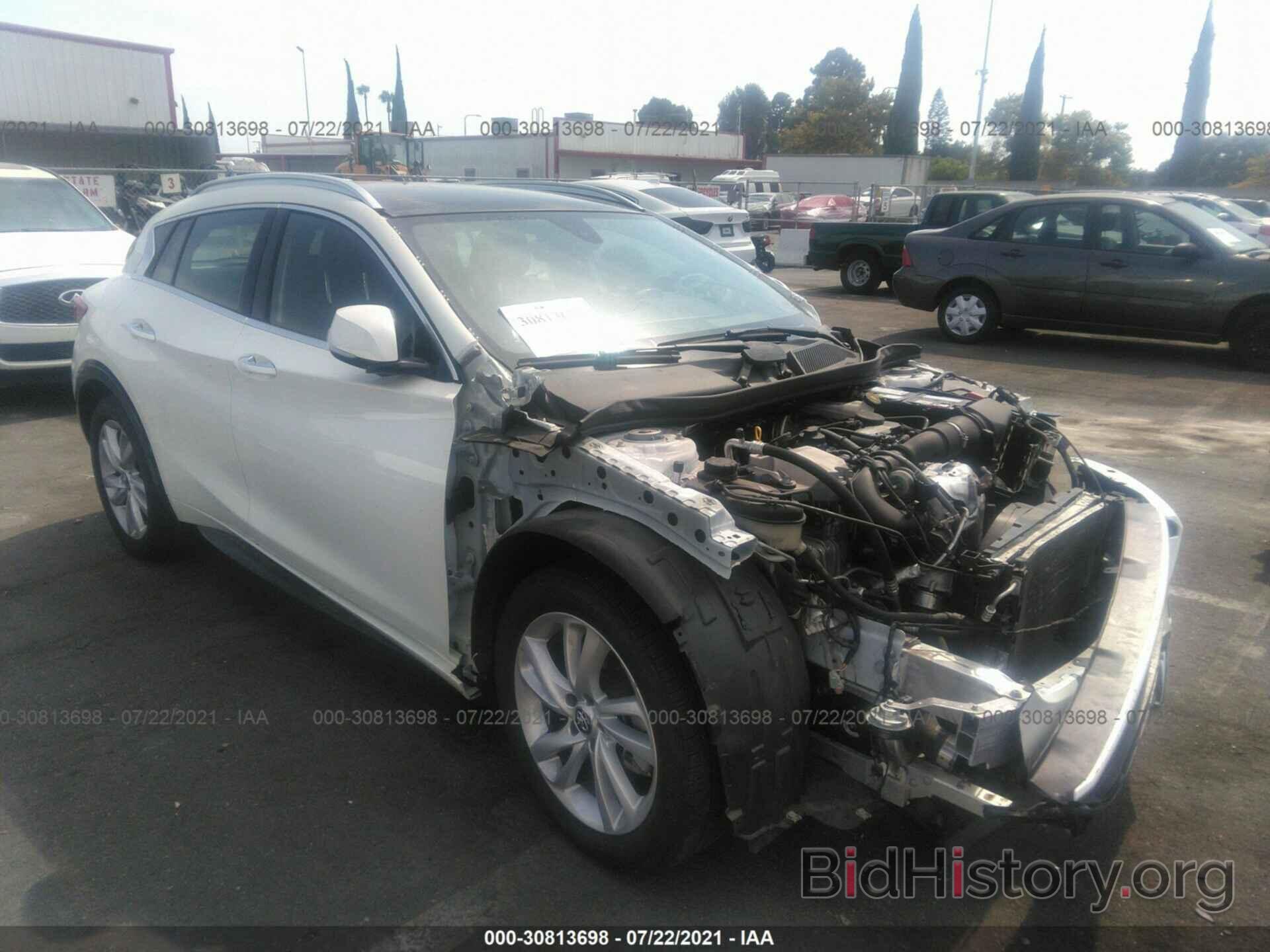 Photo SJKCH5CP2JA042125 - INFINITI QX30 2018