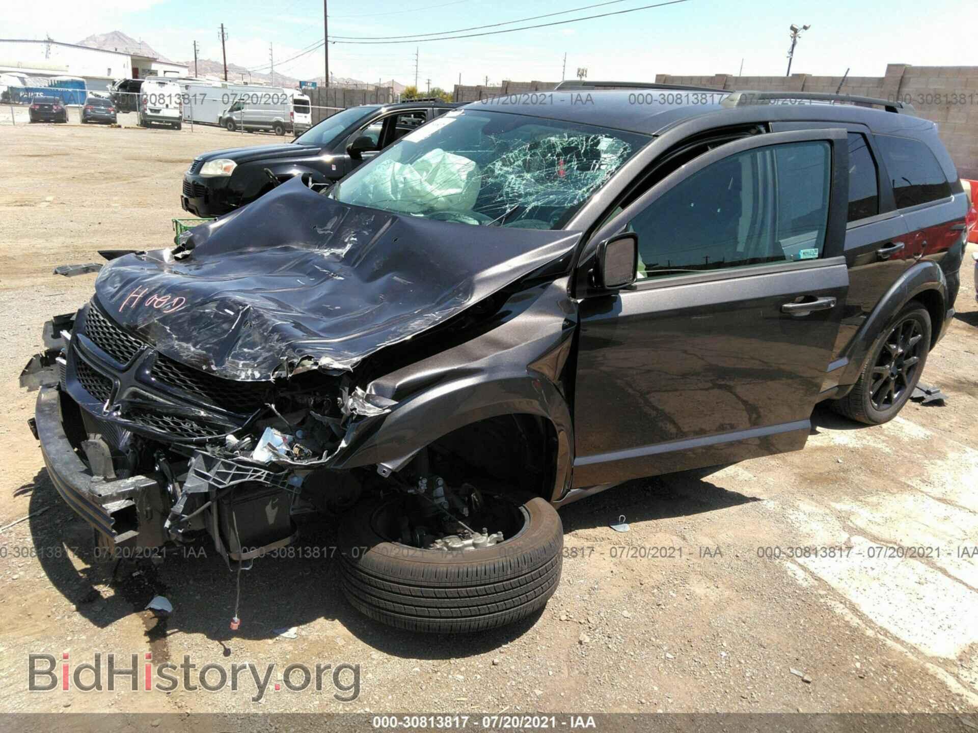 2018 DODGE JOURNEY - VIN: 3C4PDCBB3JT217369 - Фото 2