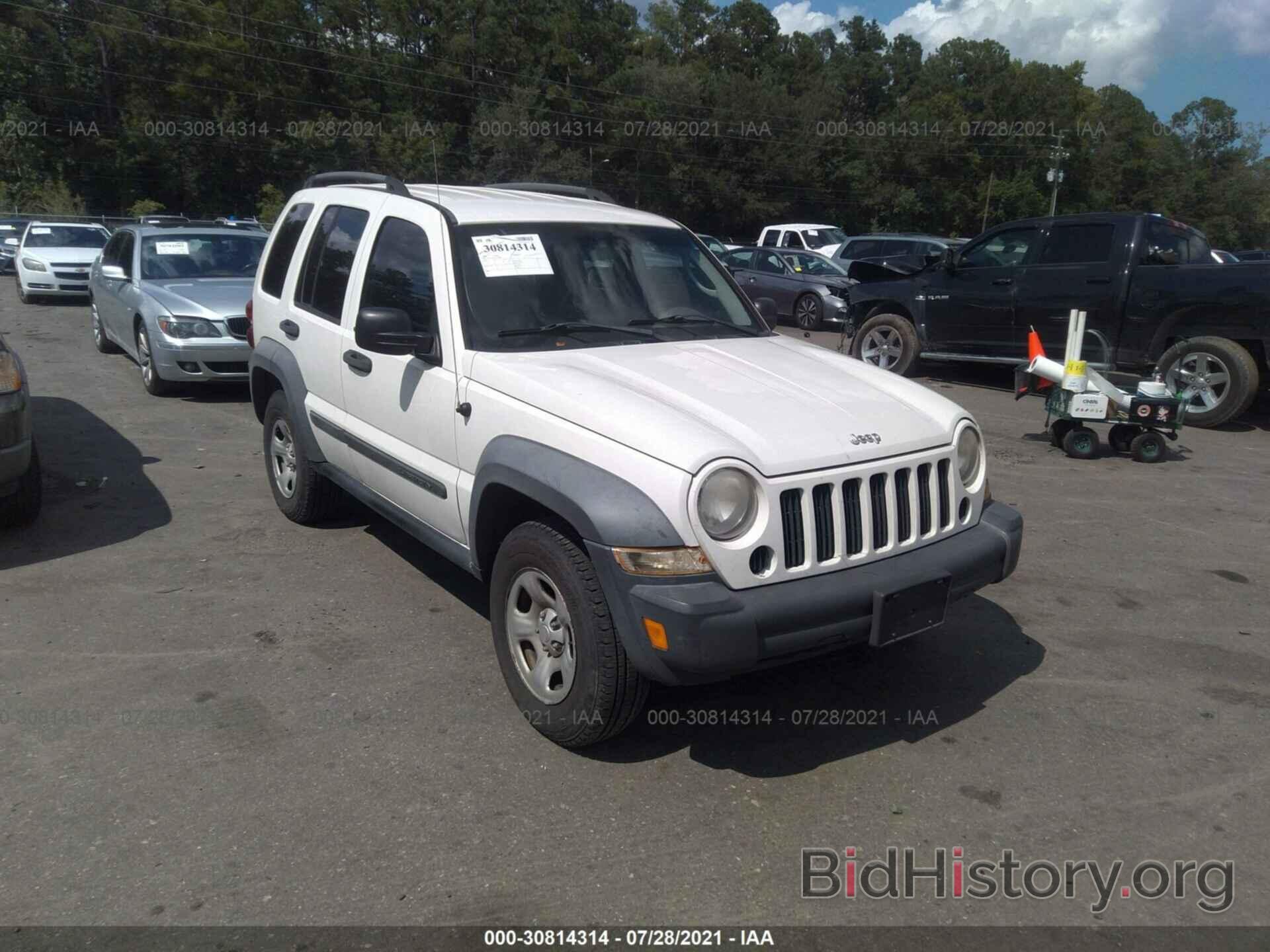 Фотография 1J4GL48K36W279088 - JEEP LIBERTY 2006