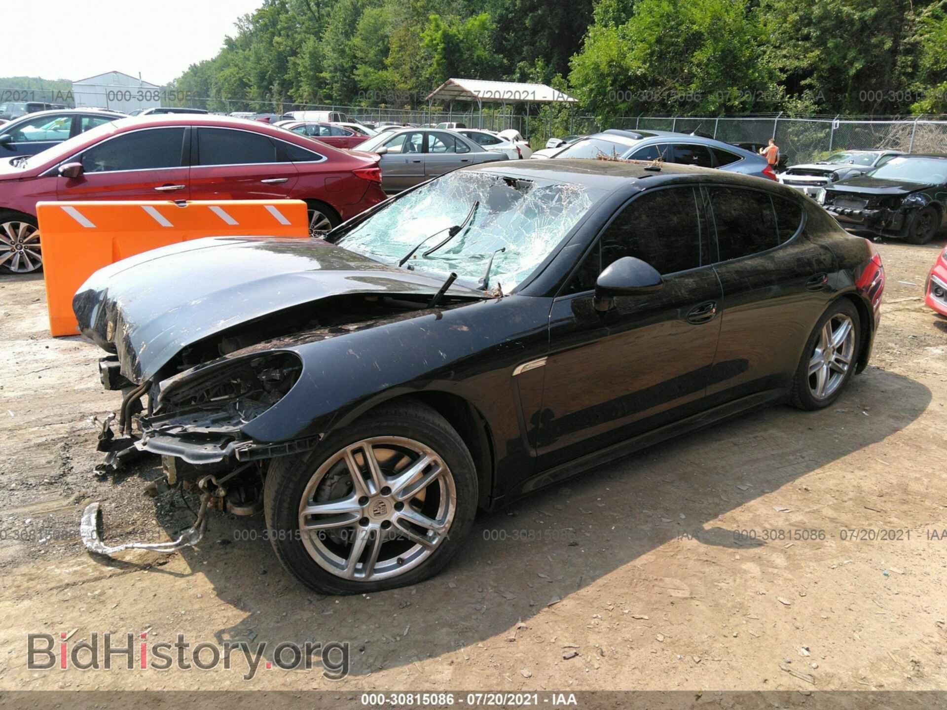 2012 PORSCHE PANAMERA - VIN: WP0AA2A74CL070774 - Фото 2