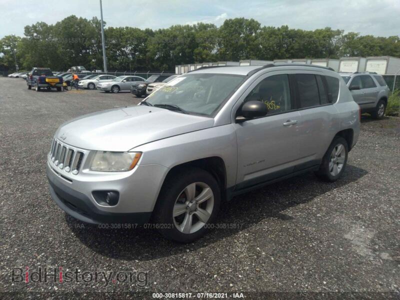 2012 Jeep COMPASS (VIN 1C4NJCBA0CD504166) — фото 2 из 11