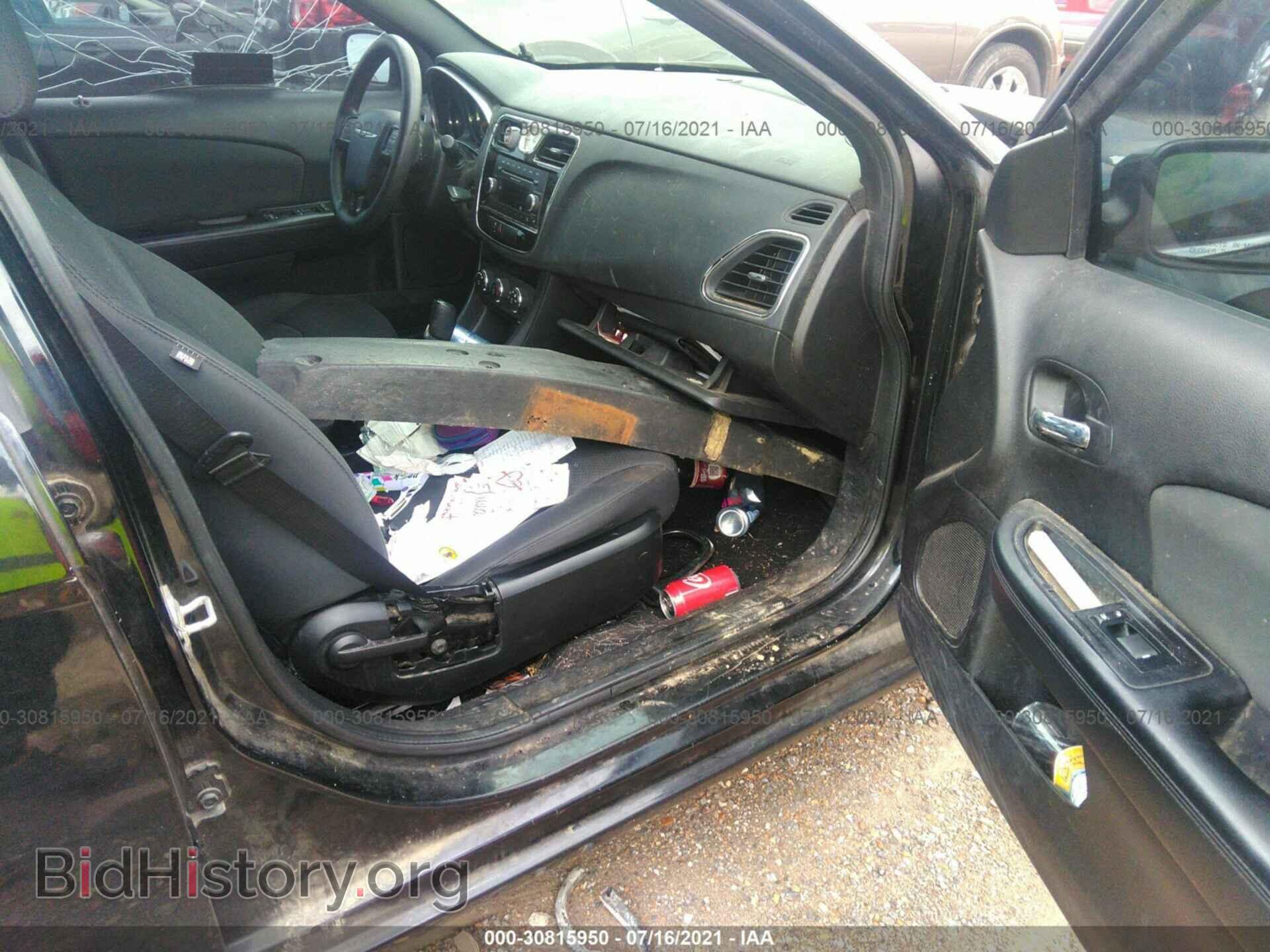 2012 CHRYSLER 200 - VIN: 1C3CCBAB2CN149425 - Фото 5
