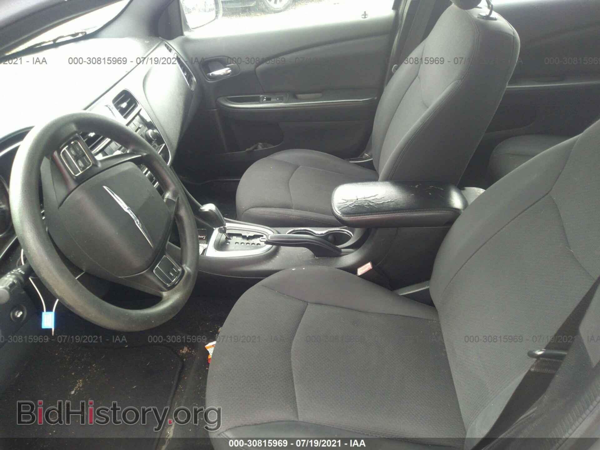 2014 CHRYSLER 200 - VIN: 1C3CCBAB1EN210265 - Фото 5
