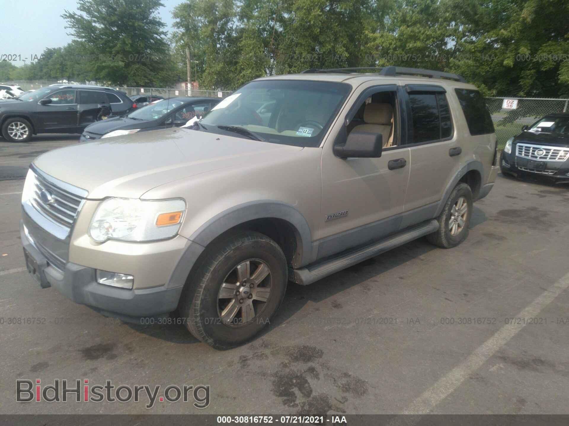2006 FORD EXPLORER - VIN: 1FMEU73E86UB01844 - Фото 2