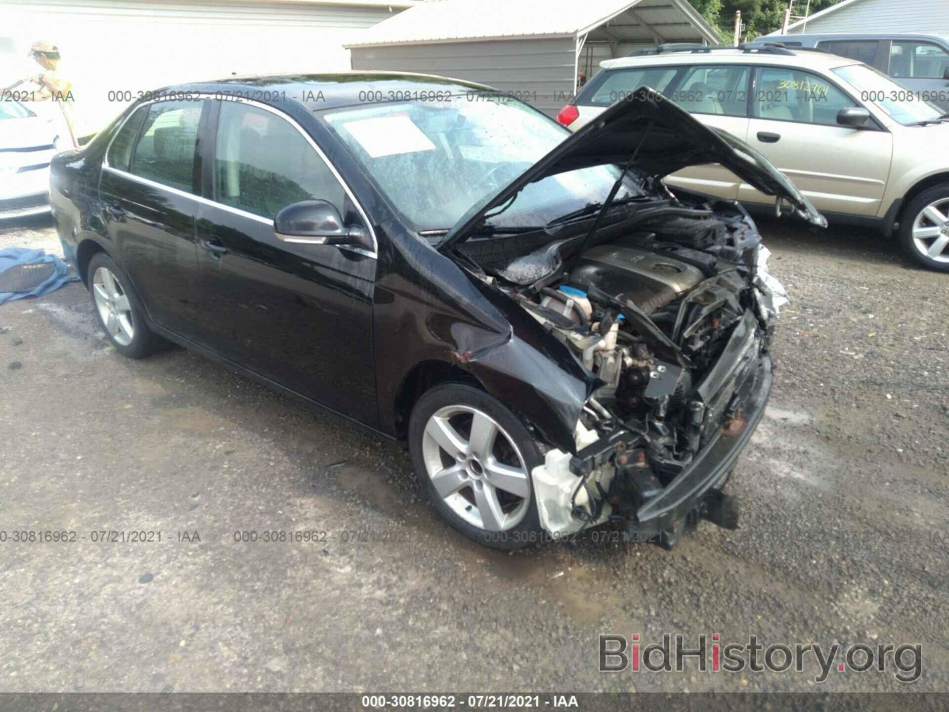 Photo 3VWRM71KX9M179210 - VOLKSWAGEN JETTA SEDAN 2009