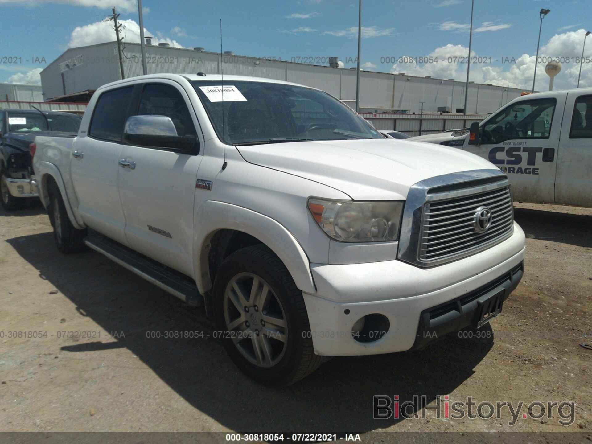 Photo 5TFFY5F16BX111713 - TOYOTA TUNDRA 2WD TRUCK 2011