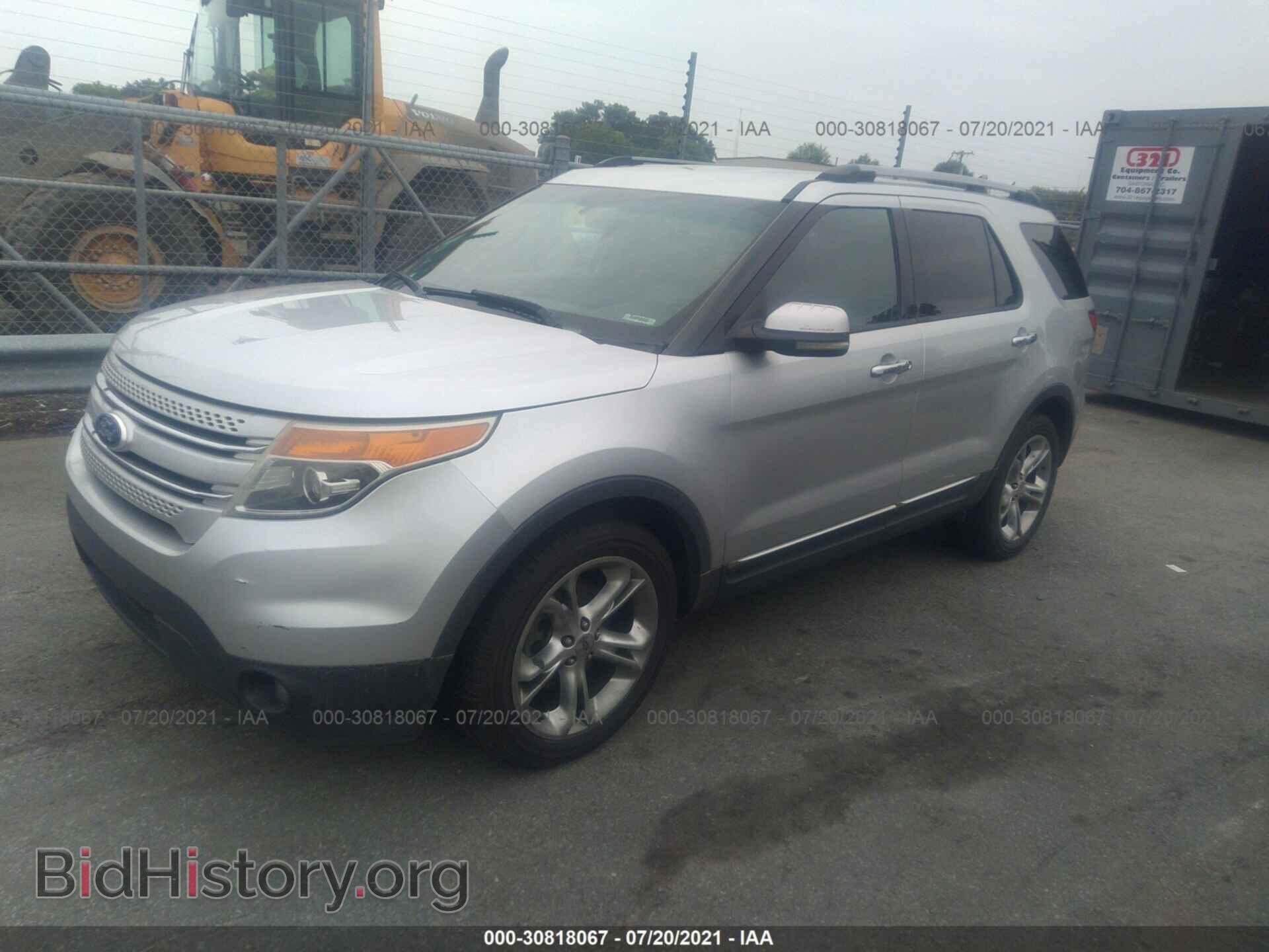 2011 FORD EXPLORER - VIN: 1FMHK7F82BGA33333 - Фото 2