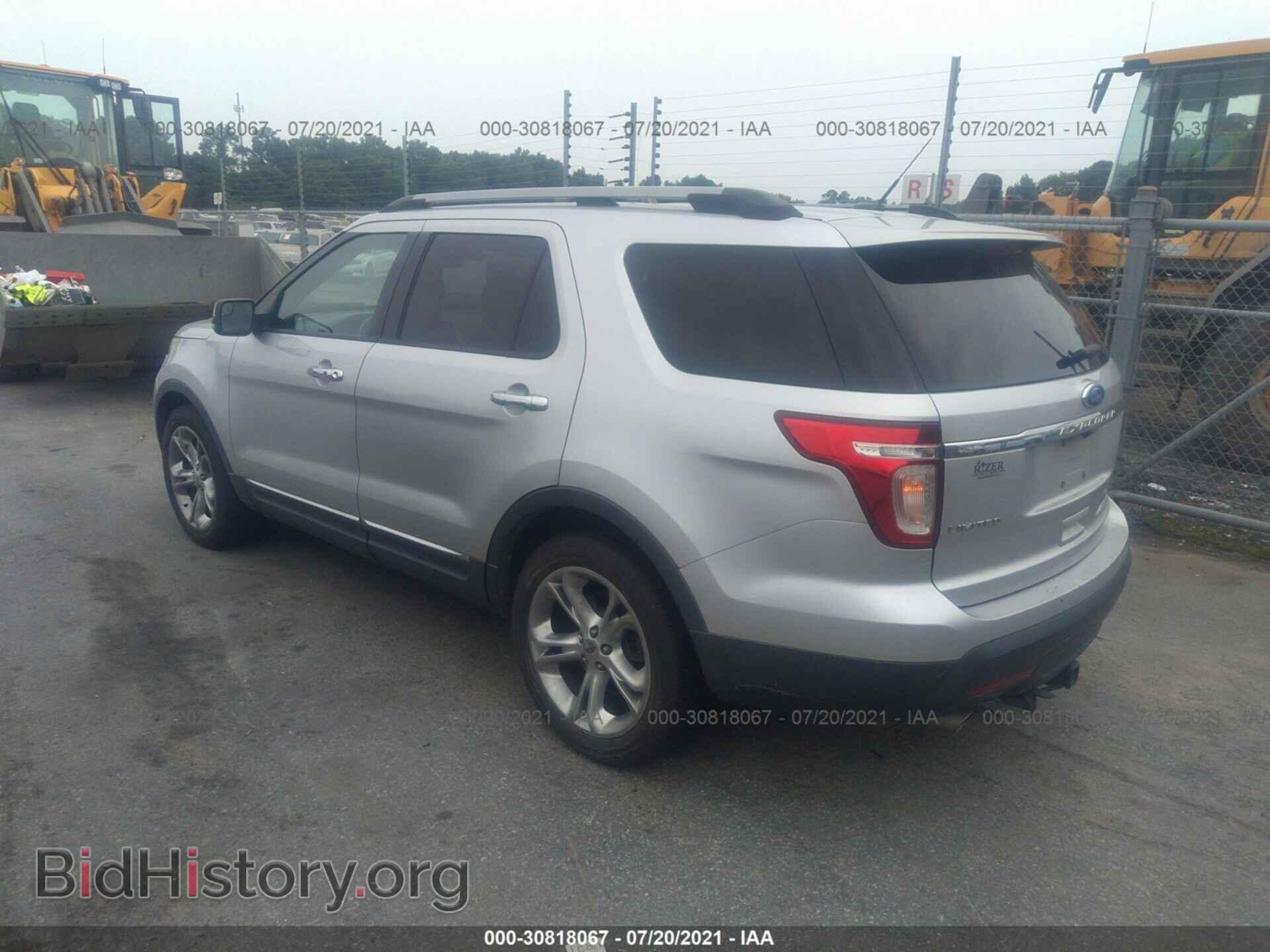 2011 FORD EXPLORER - VIN: 1FMHK7F82BGA33333 - Фото 3