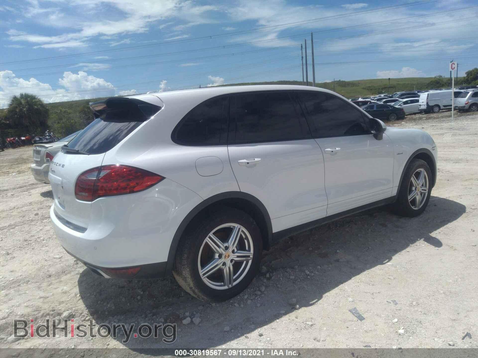 2013 PORSCHE CAYENNE - VIN: WP1AF2A29DLA36805 - Фото 4
