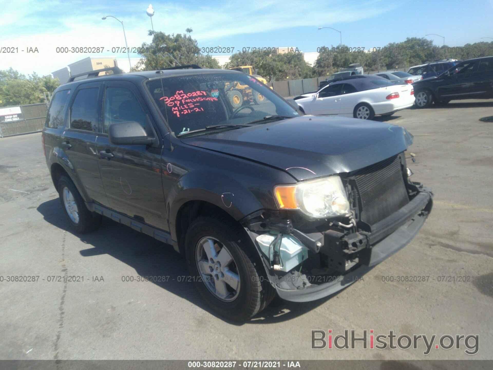 Photo 1FMCU03749KA14099 - FORD ESCAPE 2009