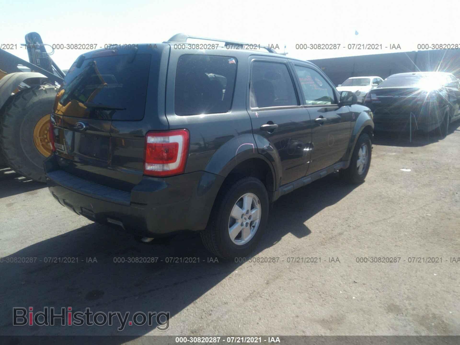 2009 FORD ESCAPE - VIN: 1FMCU03749KA14099 - Фото 4