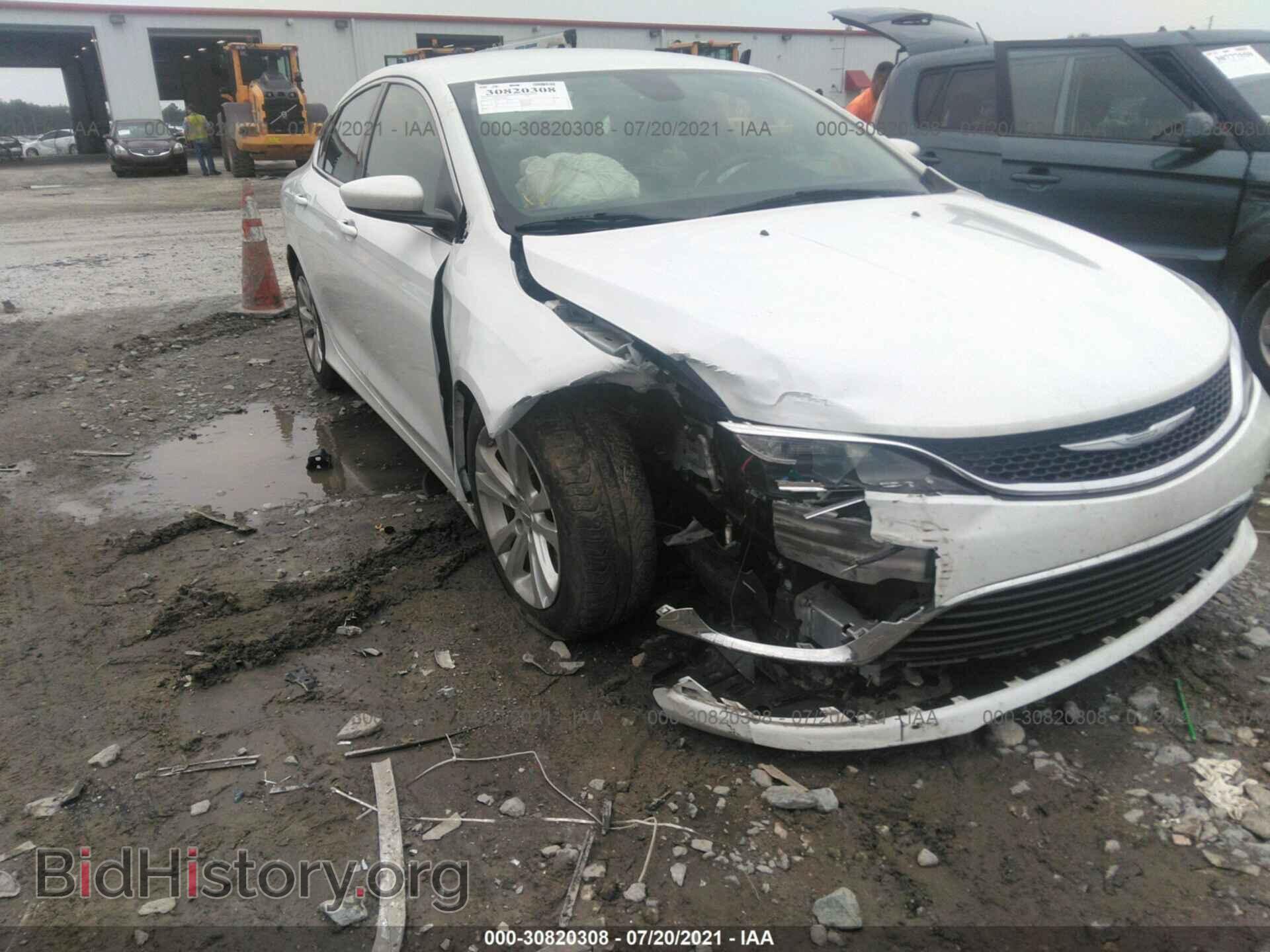 2016 CHRYSLER 200 - VIN: 1C3CCCAB7GN189513 - Фото 6