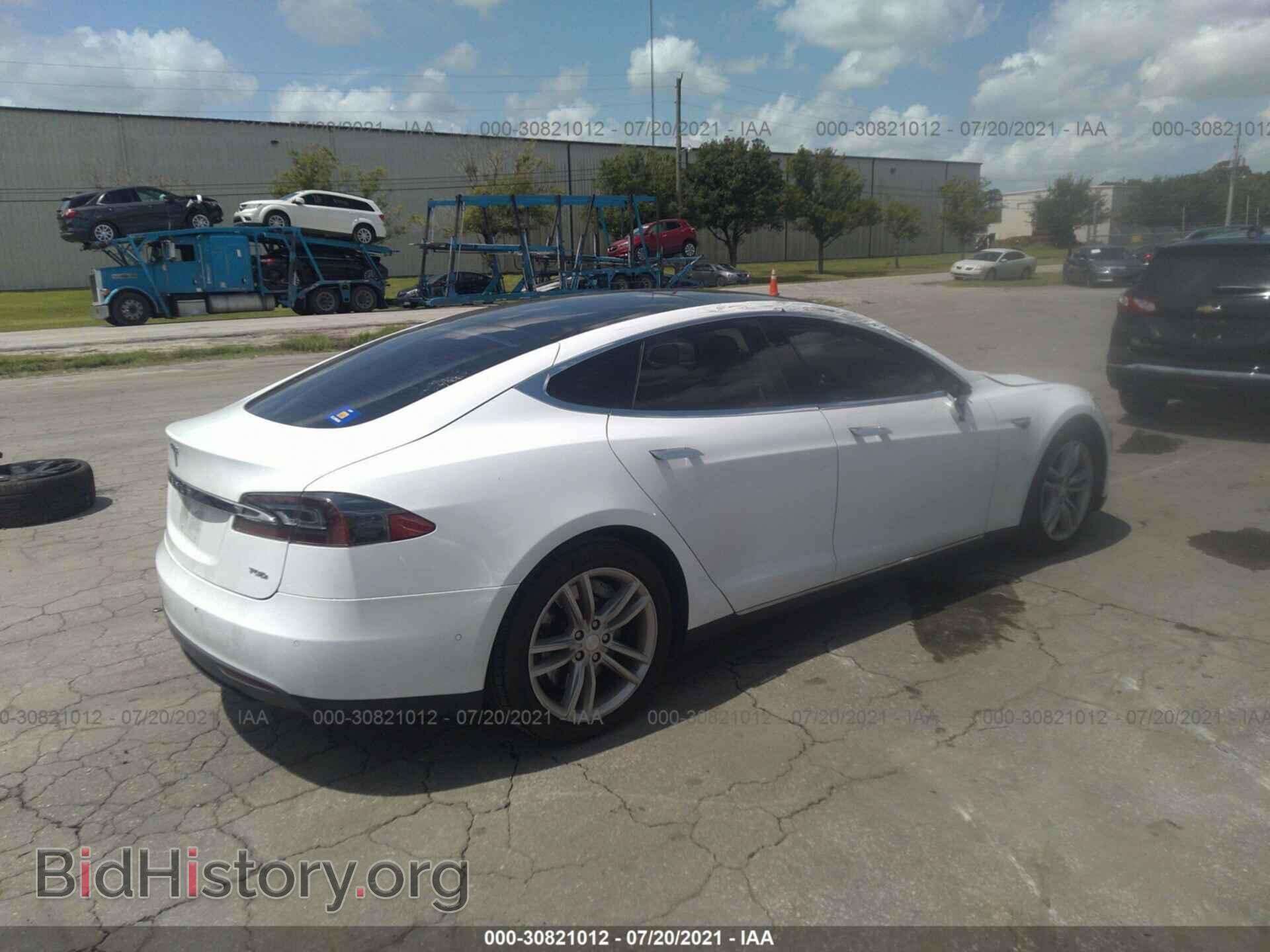 2015 TESLA MODEL S - VIN: 5YJSA1S2XFF084591 - Photo 4