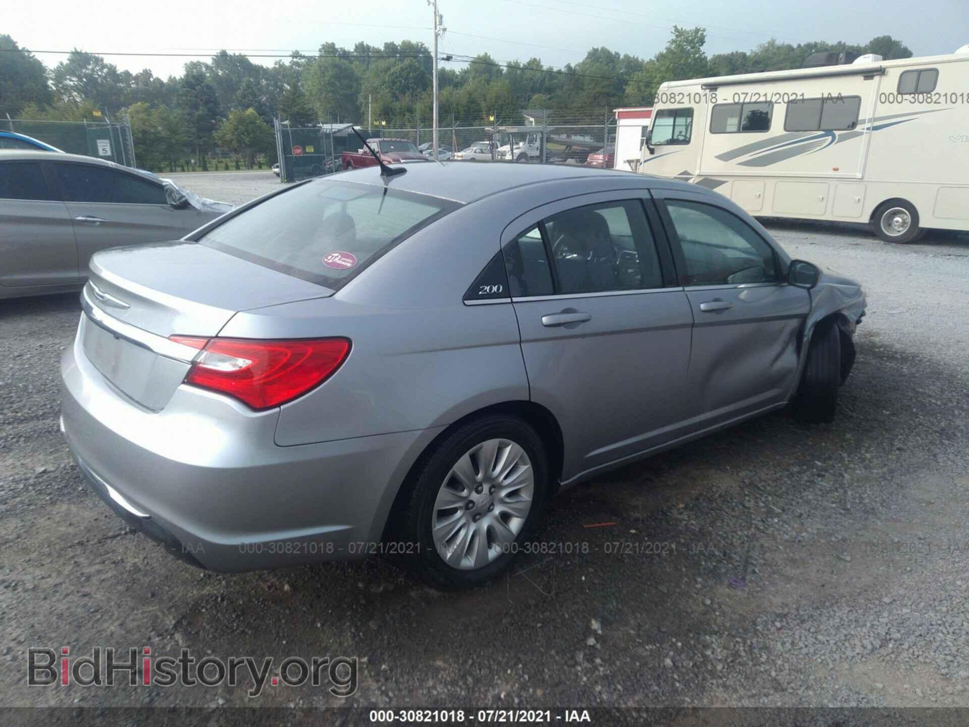 2013 CHRYSLER 200 - VIN: 1C3CCBAB6DN647869 - Фото 4