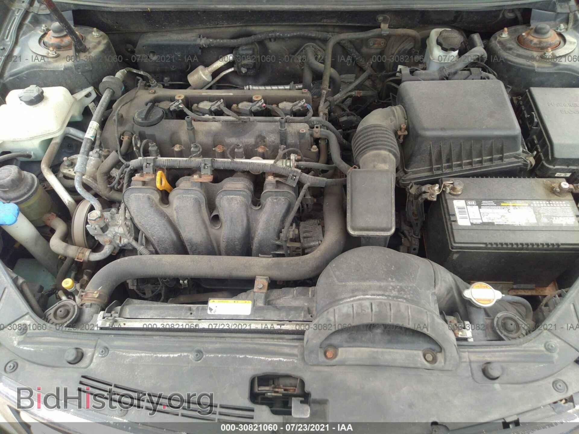 2009 KIA OPTIMA - VIN: KNAGE228995282974 - Фото 10