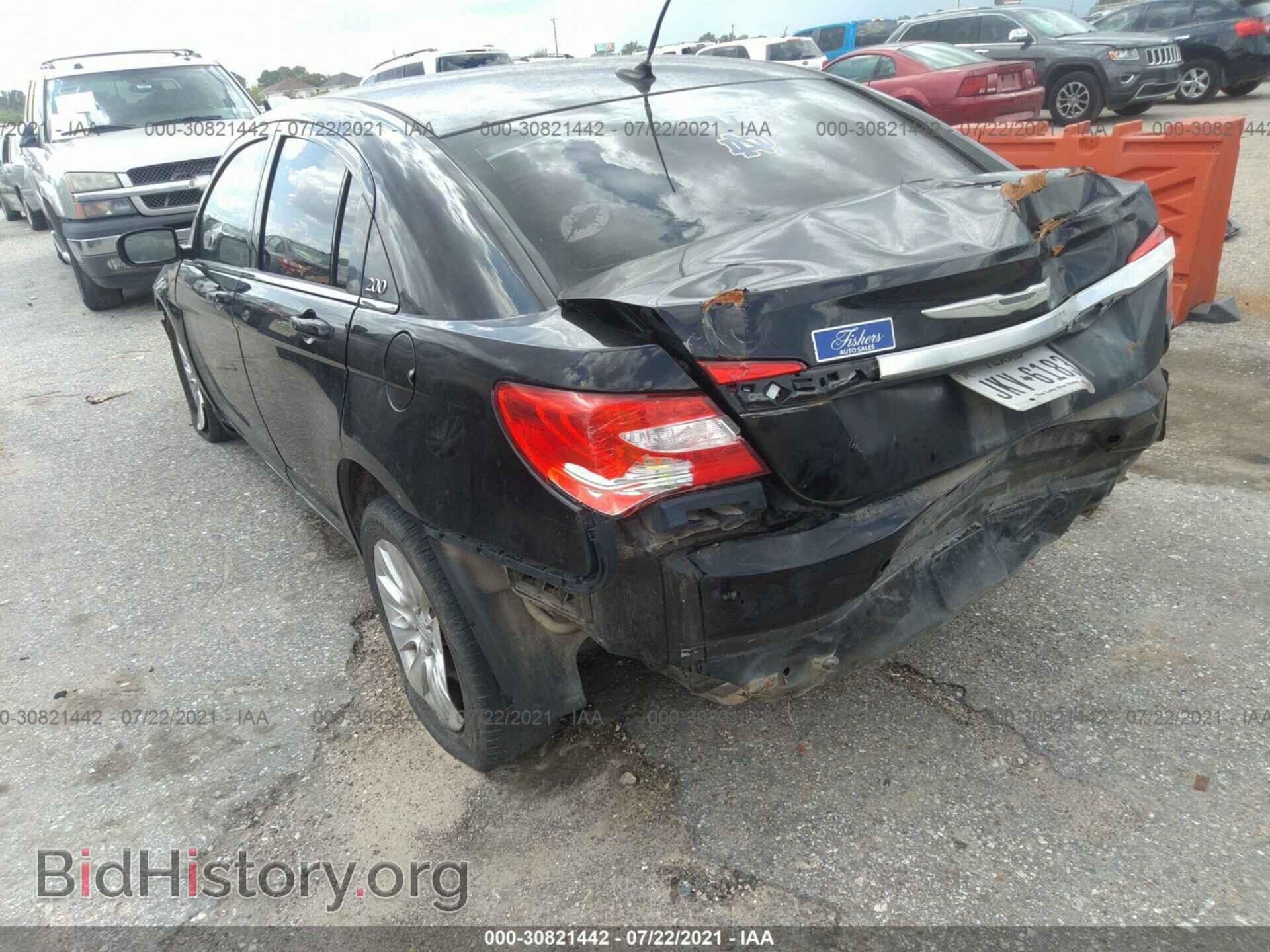 2012 CHRYSLER 200 - VIN: 1C3CCBAB7CN118249 - Фото 3