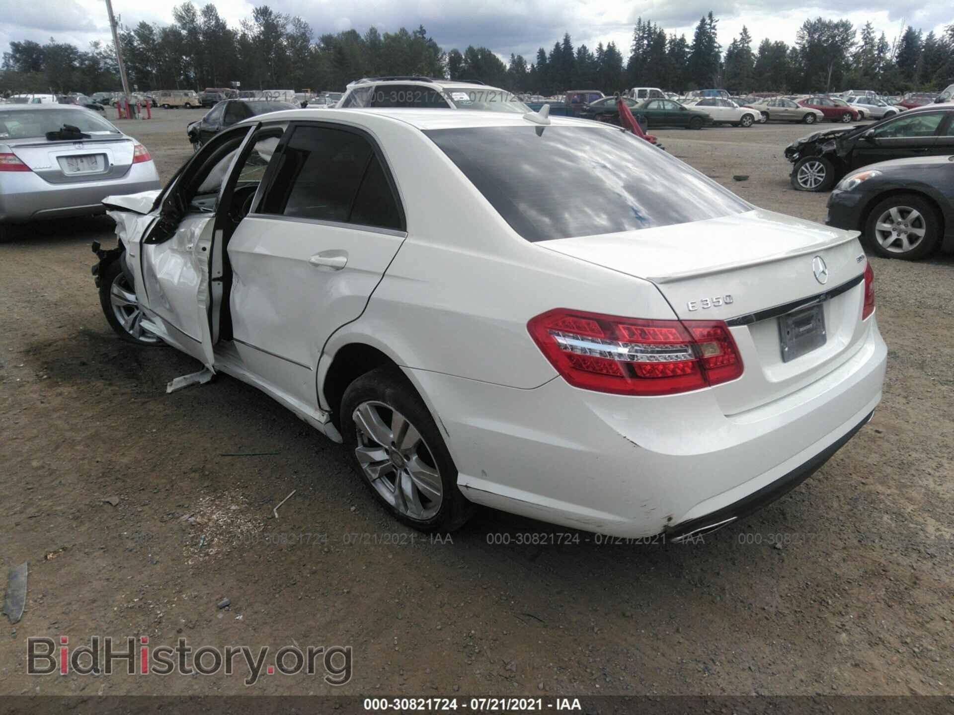 2012 MERCEDES-BENZ E-CLASS - VIN: WDDHF2EB3CA524299 - Фото 3