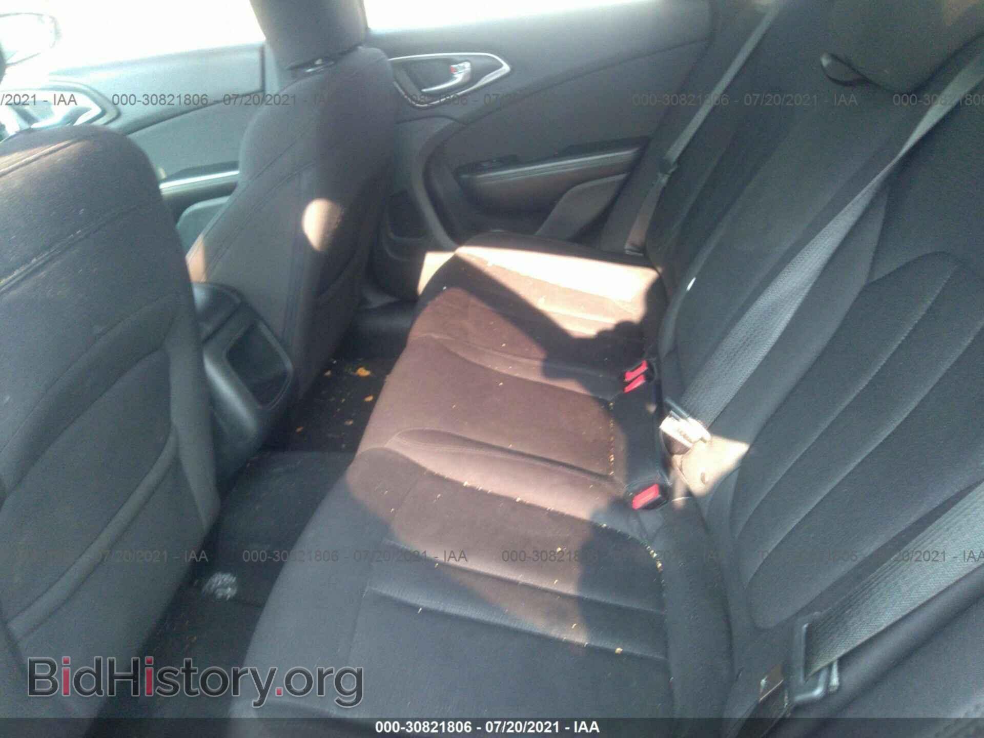 2015 CHRYSLER 200 - VIN: 1C3CCCAB1FN574662 - Photo 8