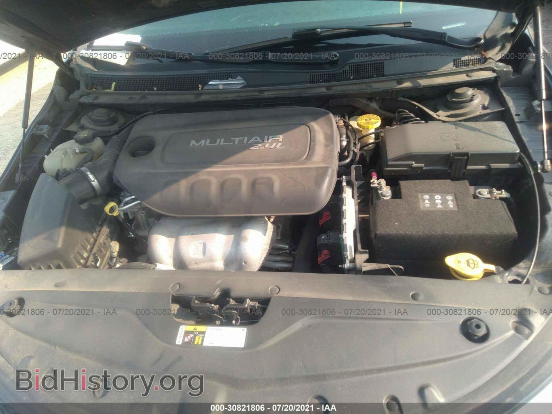 2015 CHRYSLER 200 - VIN: 1C3CCCAB1FN574662 - Photo 10