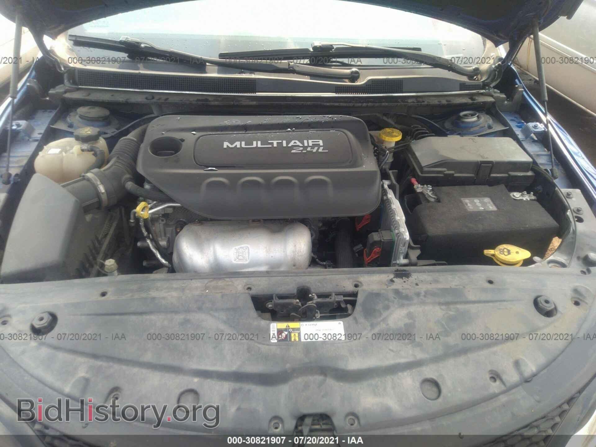 2016 CHRYSLER 200 - VIN: 1C3CCCBB9GN145527 - Photo 10