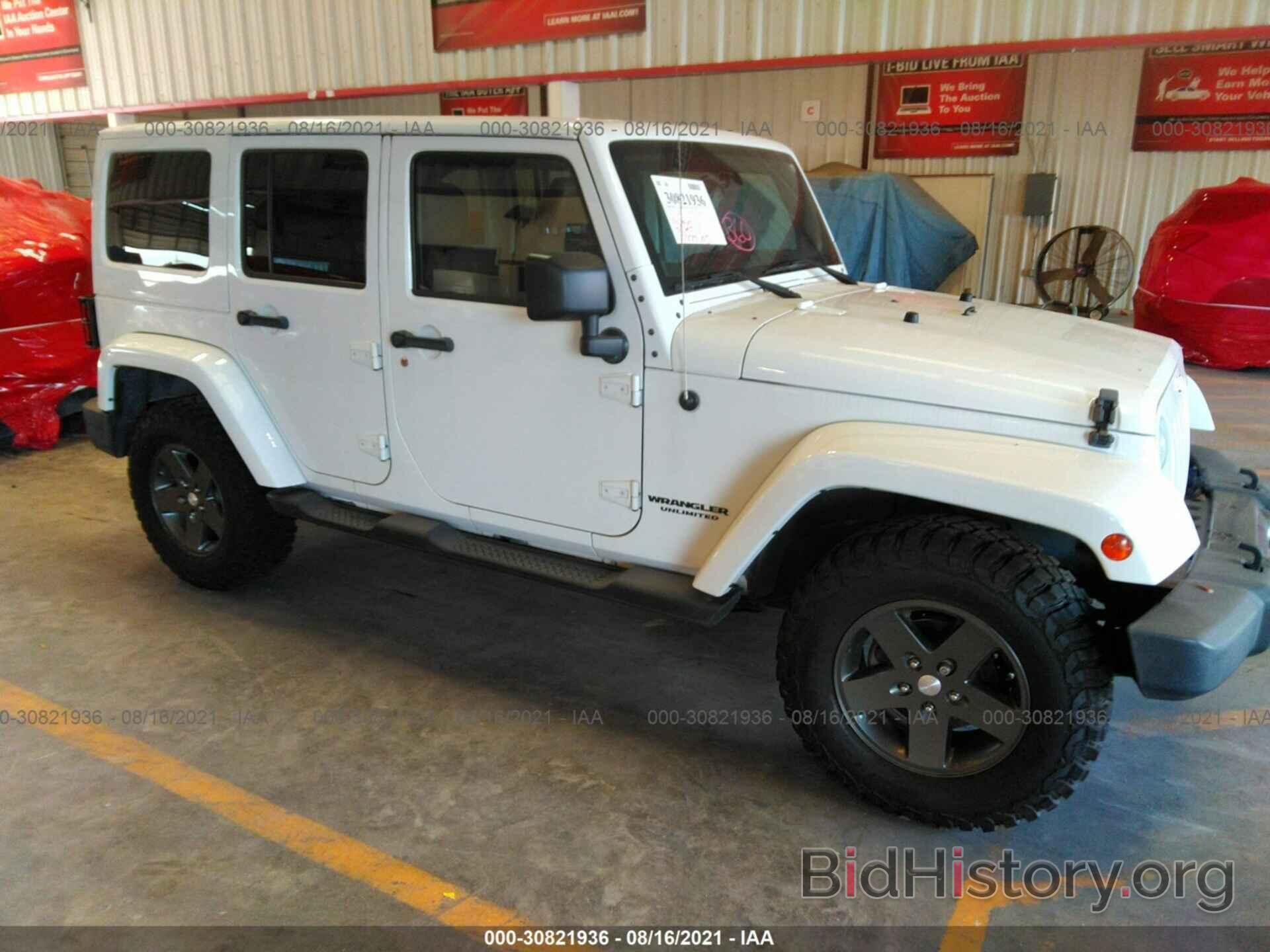 Photo 1J4HA3H16BL617574 - JEEP WRANGLER UNLIMITED 2011