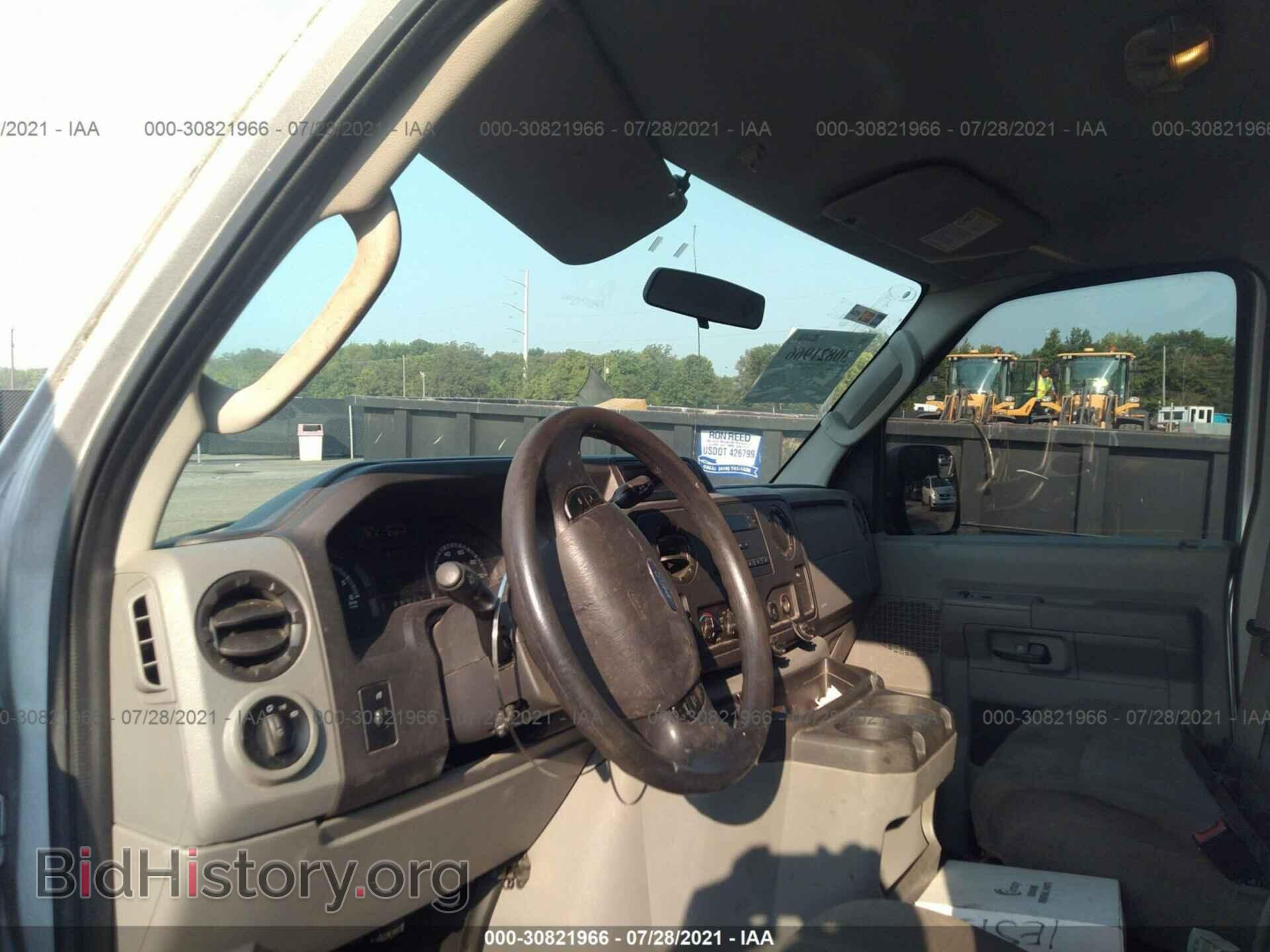 2013 FORD ECONOLINE CARGO VAN - VIN: 1FTNE1EW8DDA86716 - Фото 5