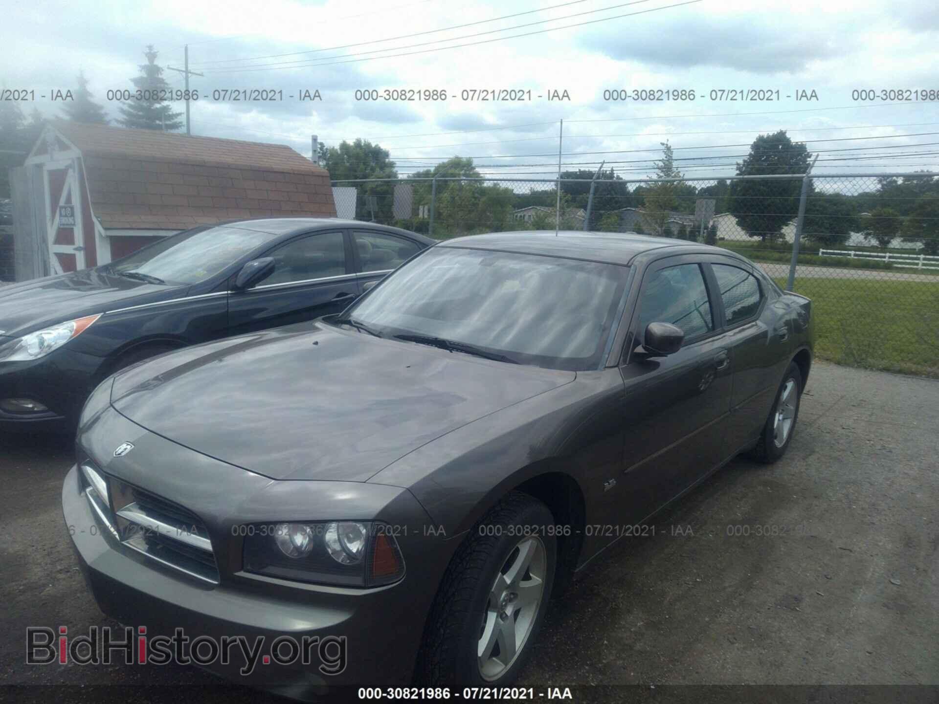 2010 DODGE CHARGER - VIN: 2B3CA3CV0AH264305 - Фото 2