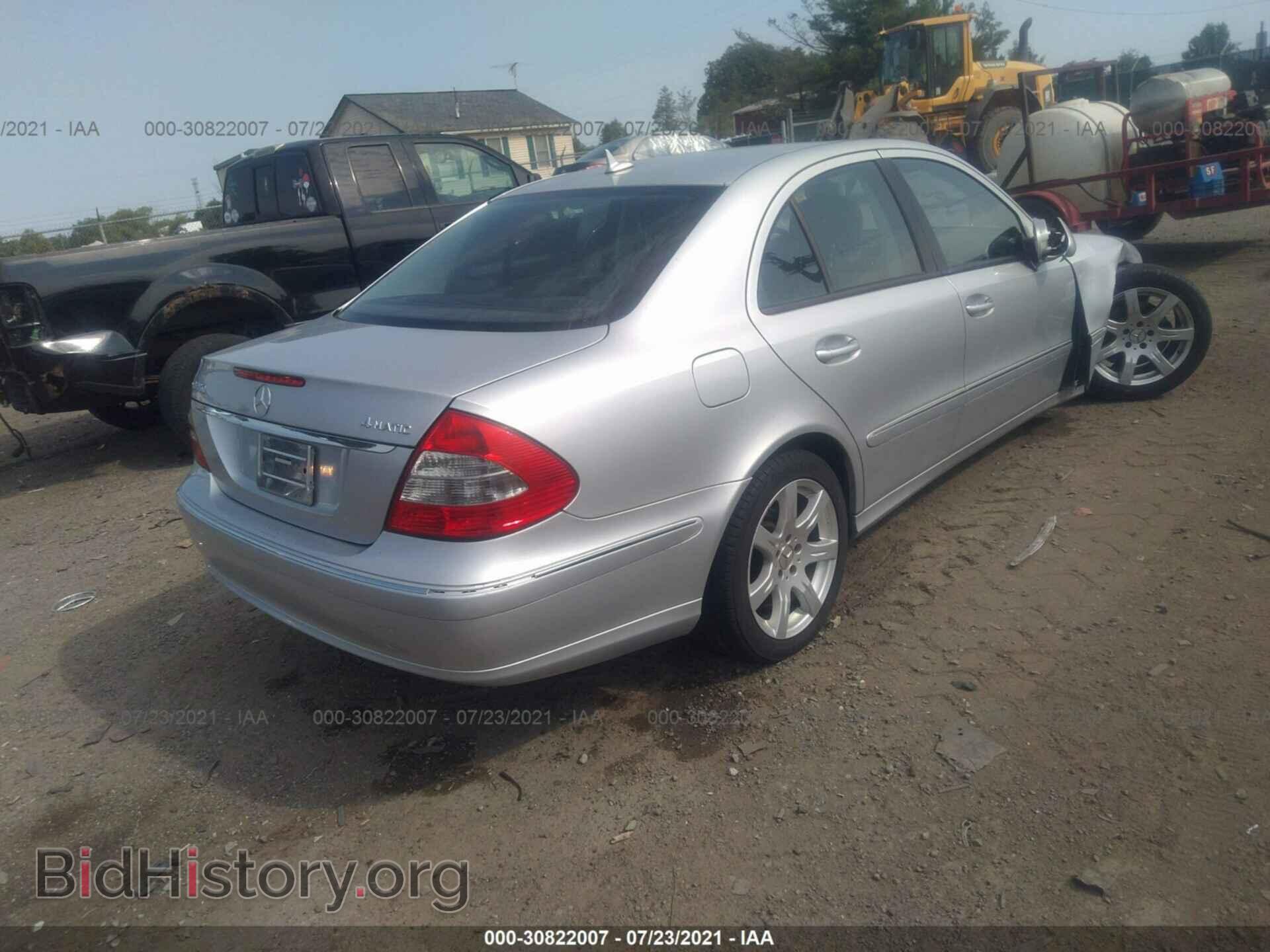 2007 MERCEDES-BENZ E-CLASS - VIN: WDBUF87X17B146843 - Фото 4