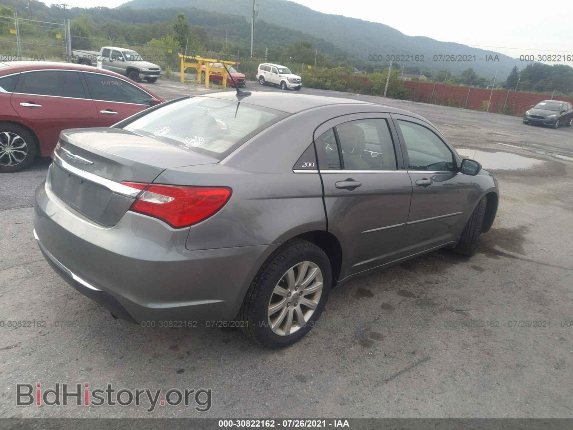 2012 CHRYSLER 200 - VIN: 1C3CCBBB4CN190847 - Photo 4