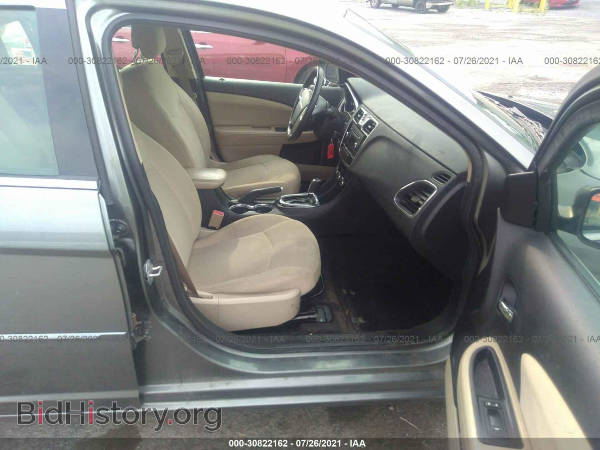 2012 CHRYSLER 200 - VIN: 1C3CCBBB4CN190847 - Photo 5