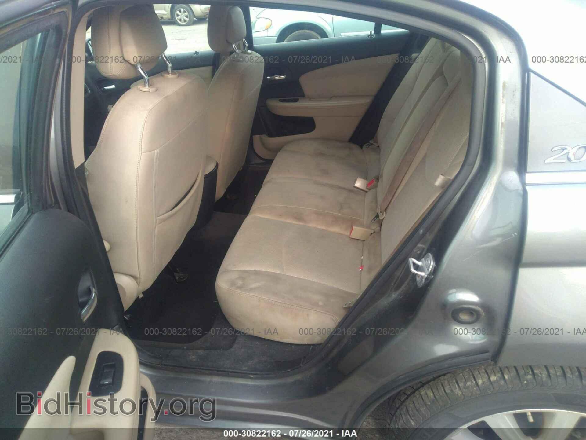 2012 CHRYSLER 200 - VIN: 1C3CCBBB4CN190847 - Photo 8