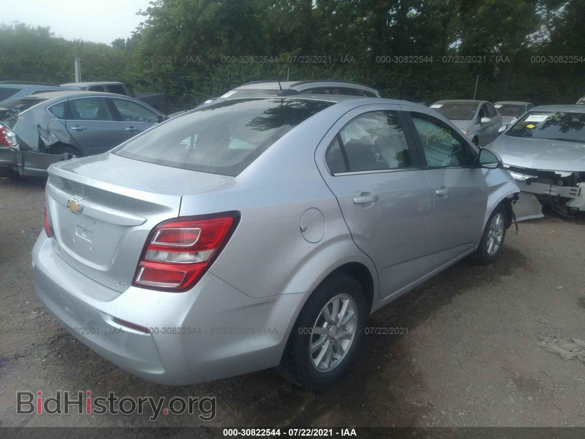 2017 CHEVROLET SONIC - VIN: 1G1JD5SH4H4104934 - Фото 4