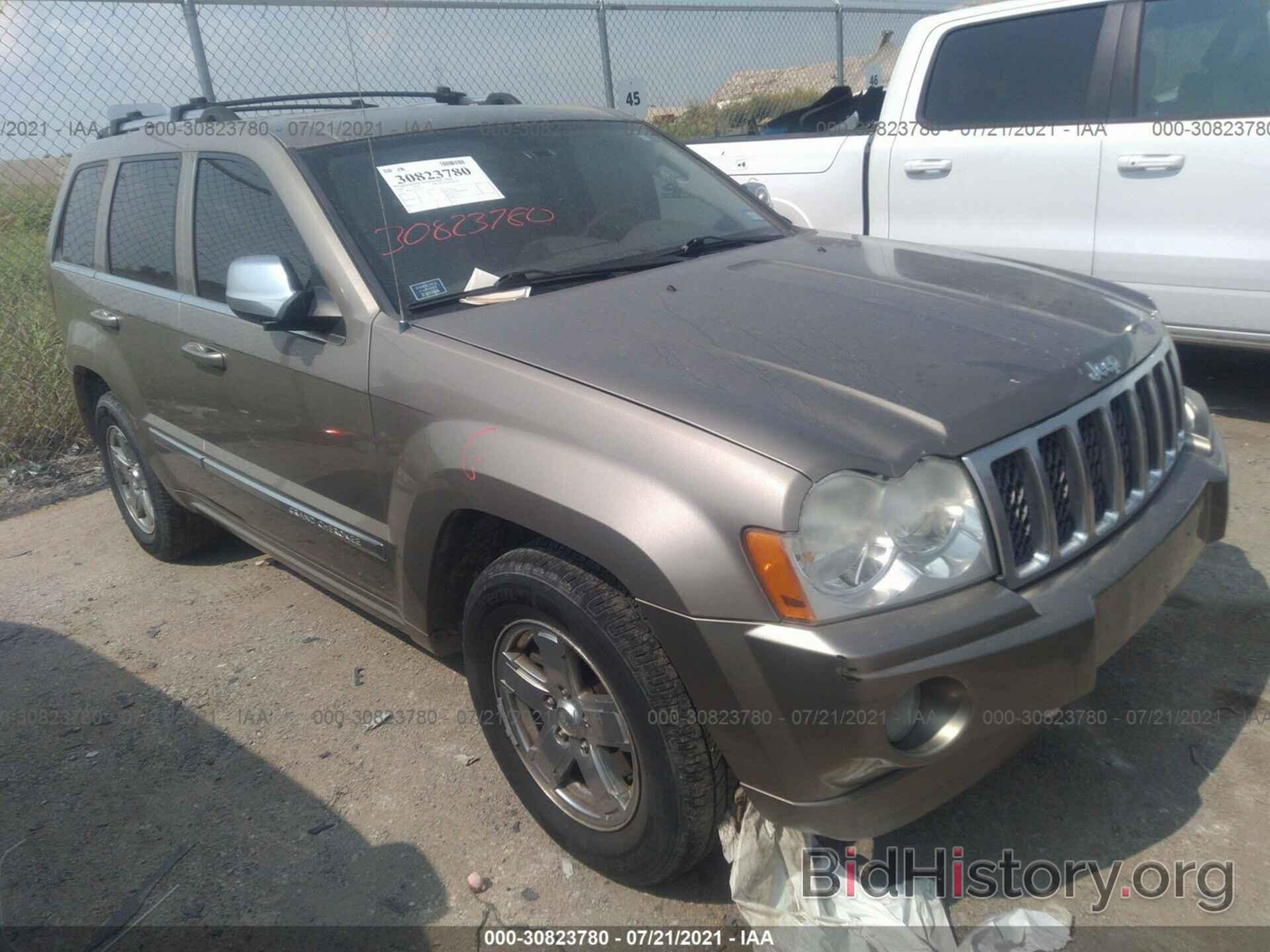 Photo 1J8HR68226C164108 - JEEP GRAND CHEROKEE 2006