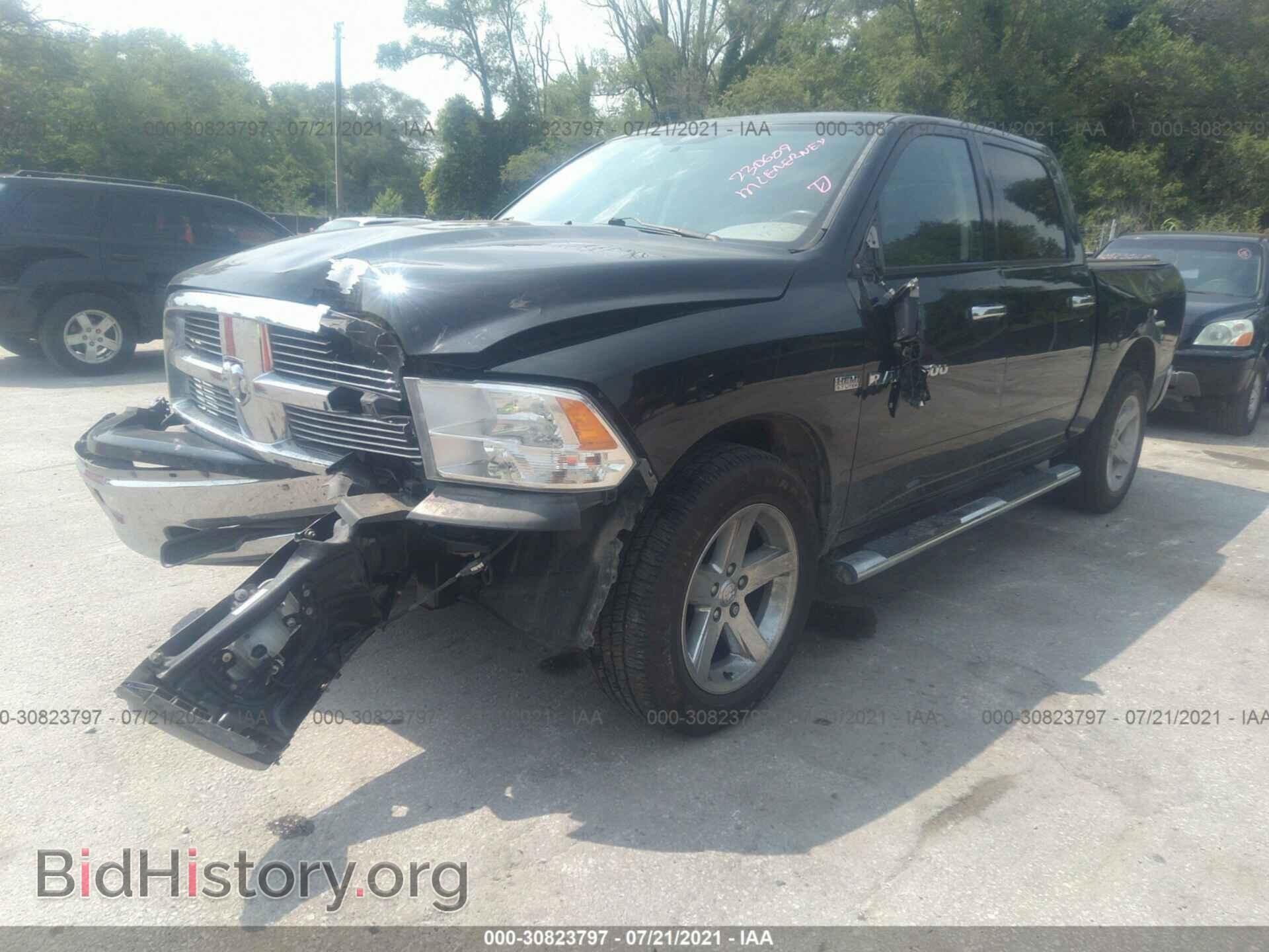 2012 RAM 1500 - VIN: 1C6RD7LT2CS214840 - Фото 2