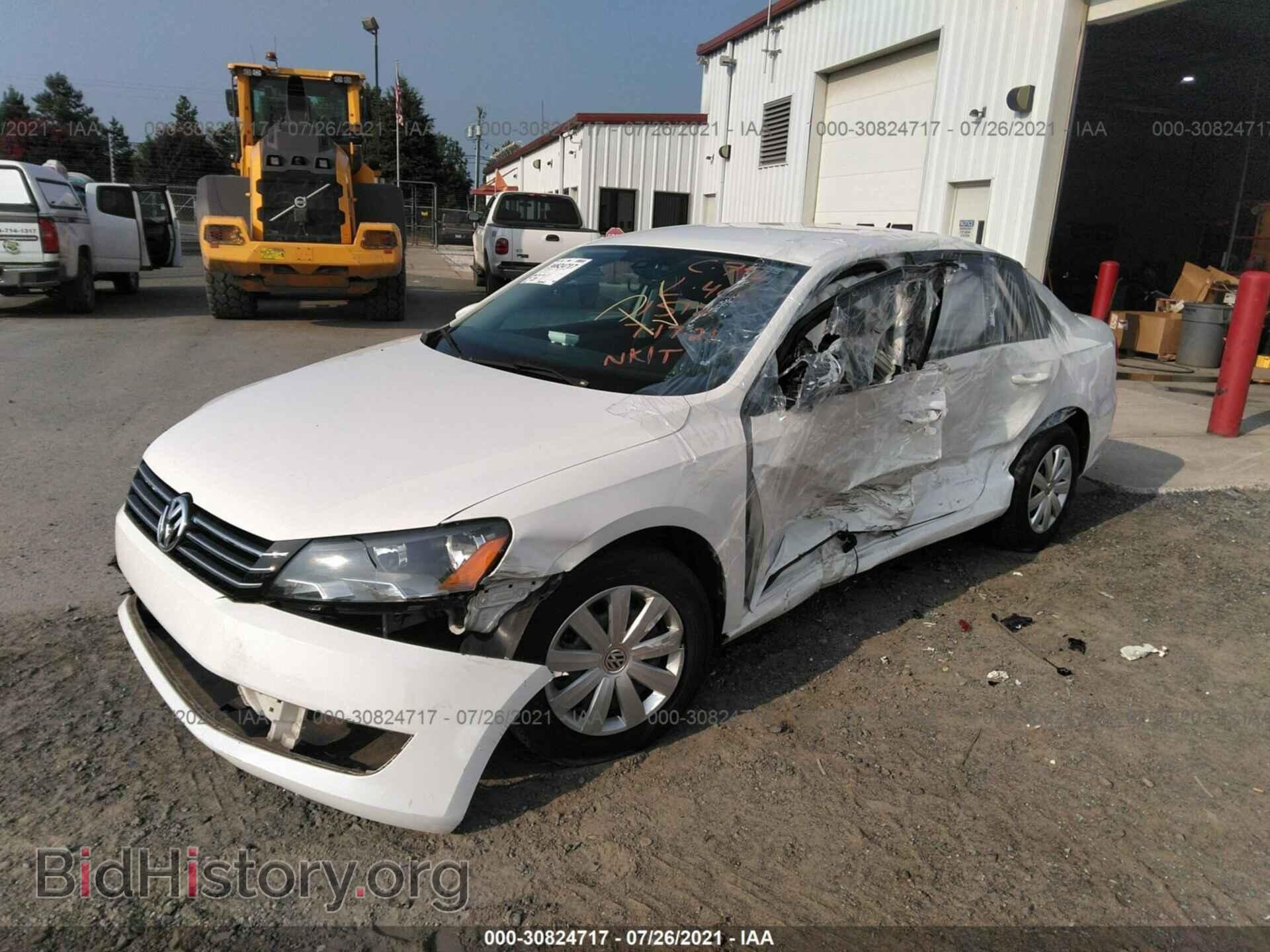 2012 VOLKSWAGEN PASSAT - VIN: 1VWAH7A36CC101512 - Фото 2