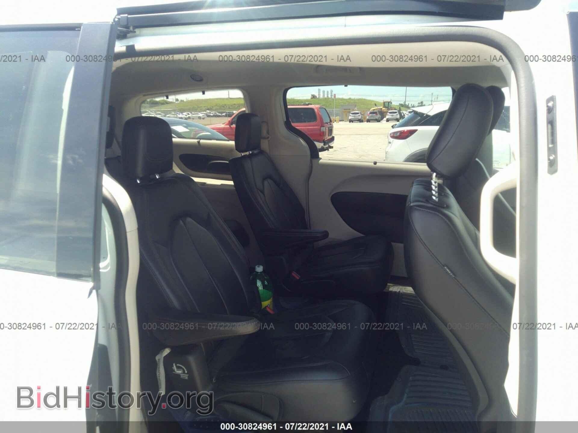 2019 CHRYSLER PACIFICA - VIN: 2C4RC1BG5KR539656 - Фото 8