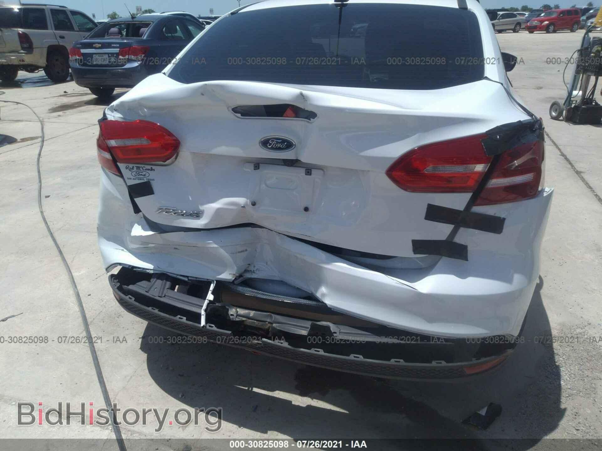 2018 FORD FOCUS - VIN: 1FADP3E24JL229344 - Фото 6