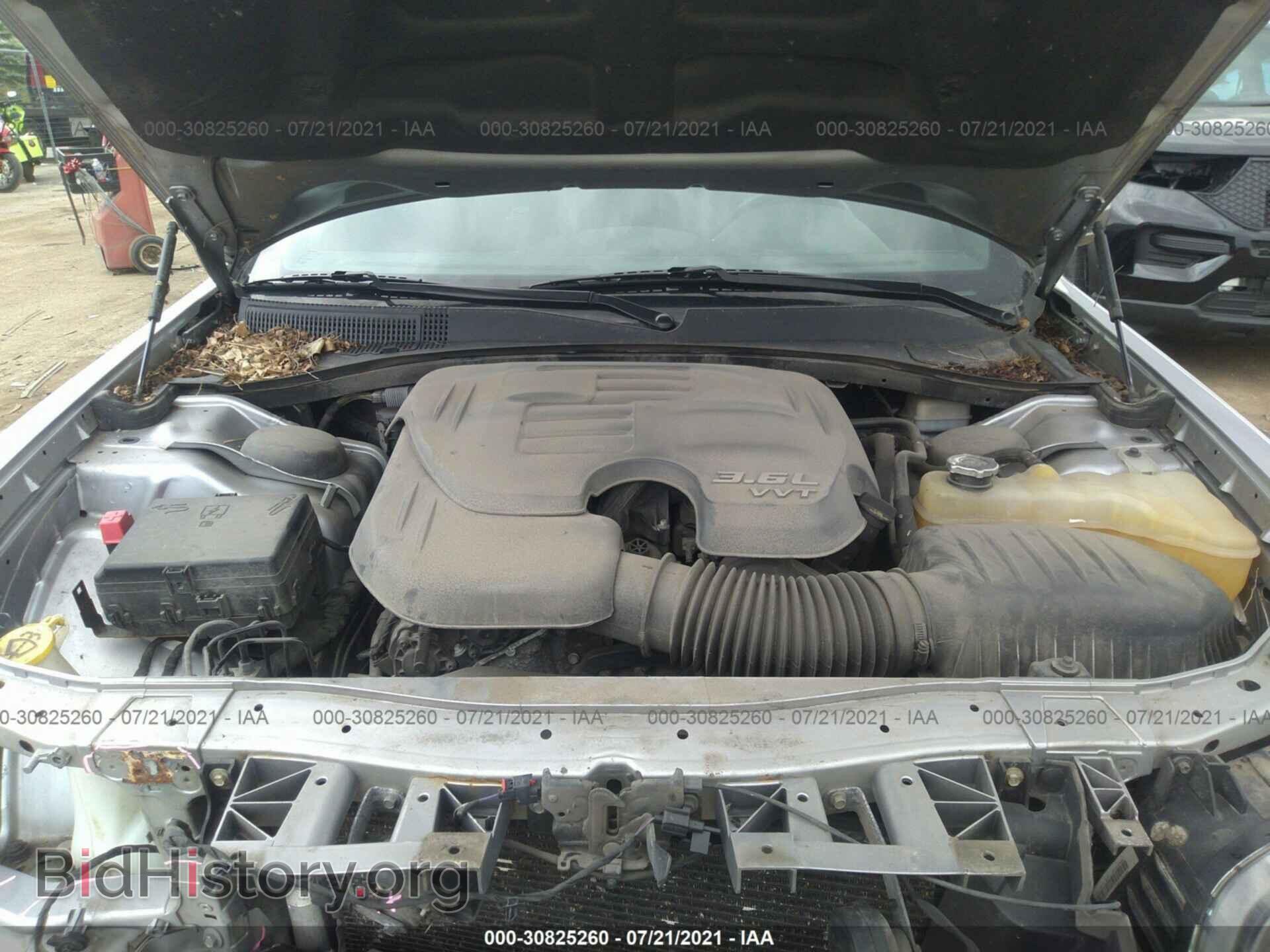 2014 CHRYSLER 300 - VIN: 2C3CCAGG3EH378186 - Фото 10