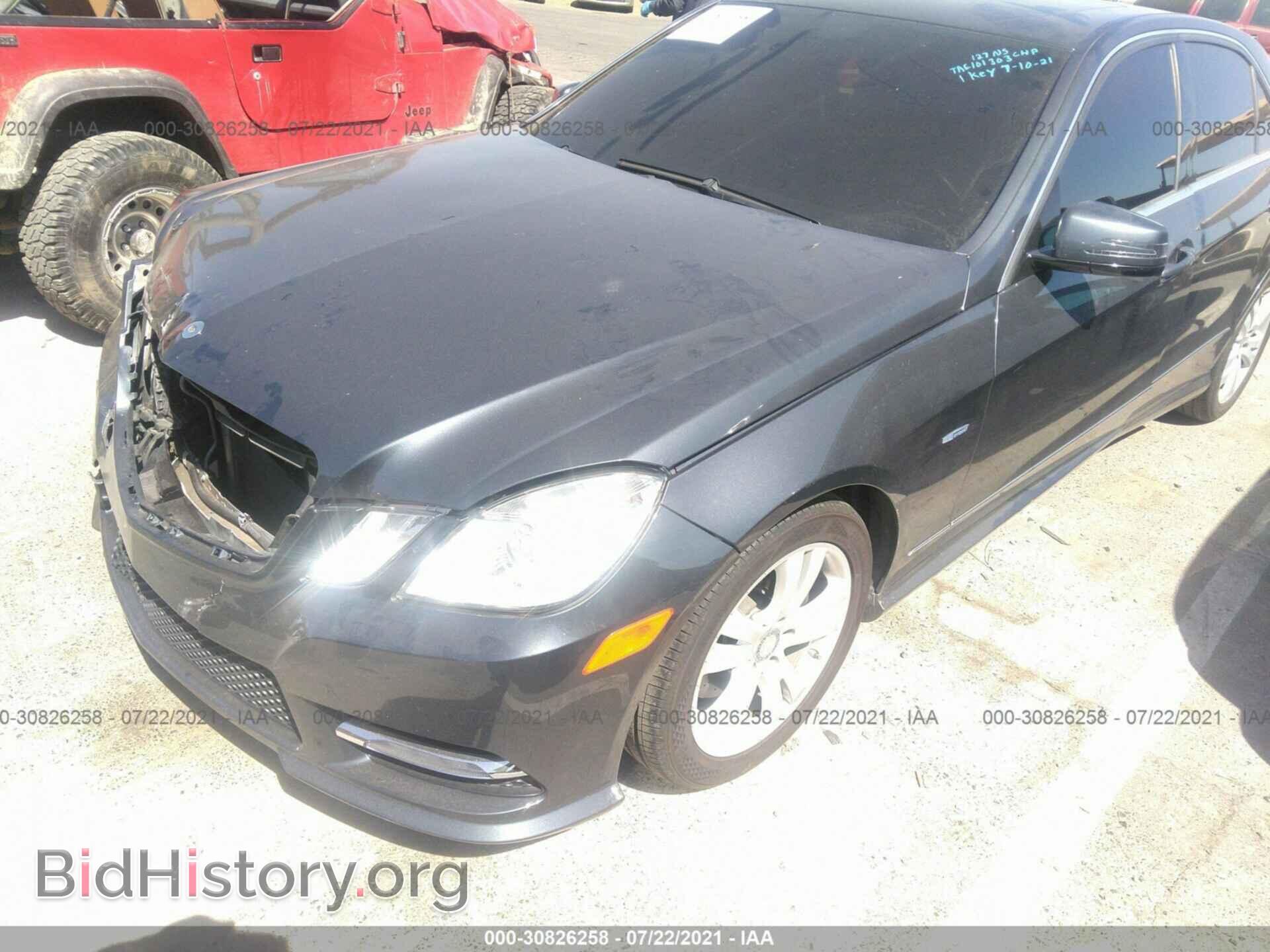 2012 MERCEDES-BENZ E-CLASS - VIN: WDDHF5KB9CA532008 - Фото 2