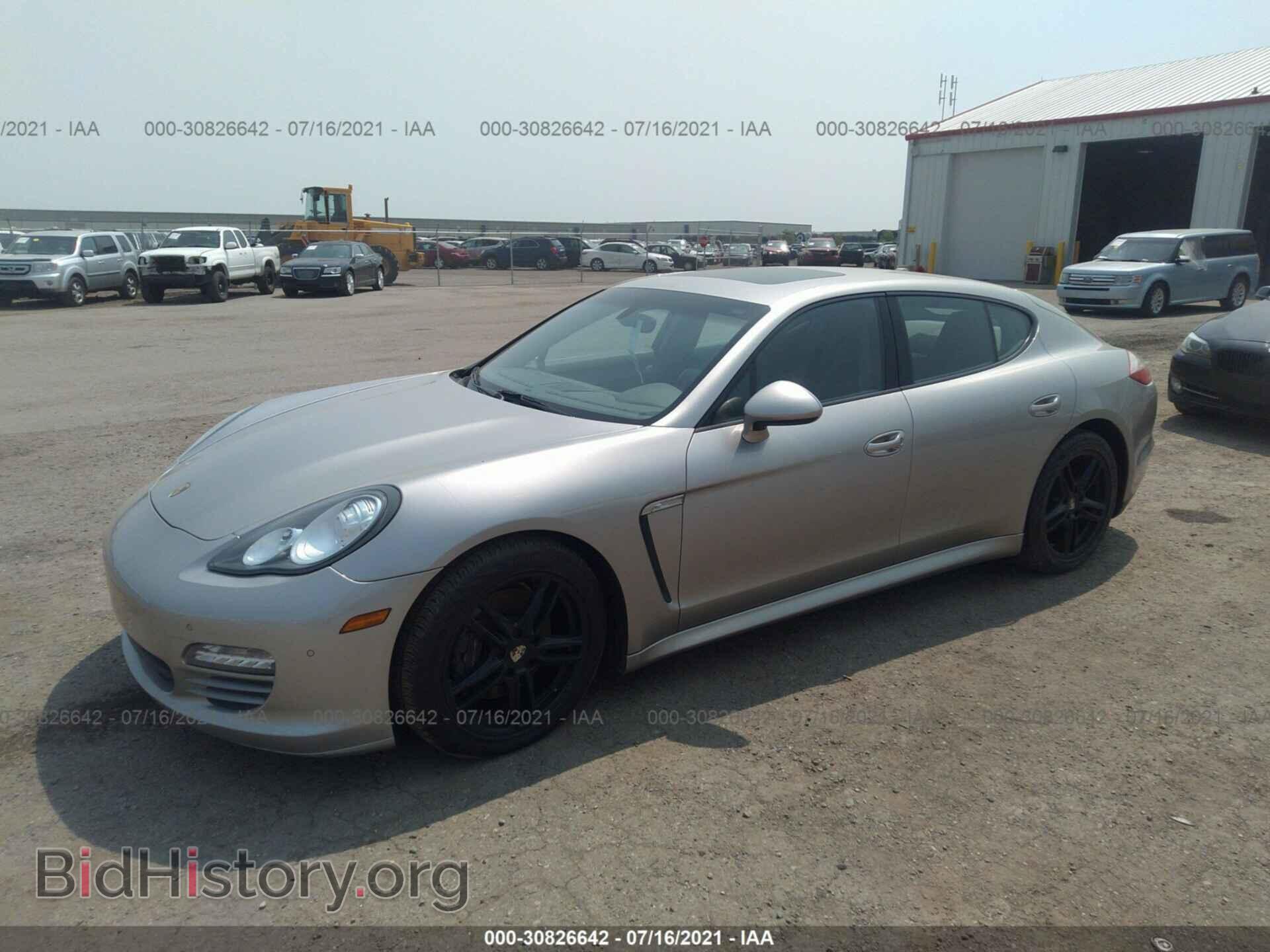 2011 PORSCHE PANAMERA - VIN: WP0AA2A77BL011863 - Фото 2