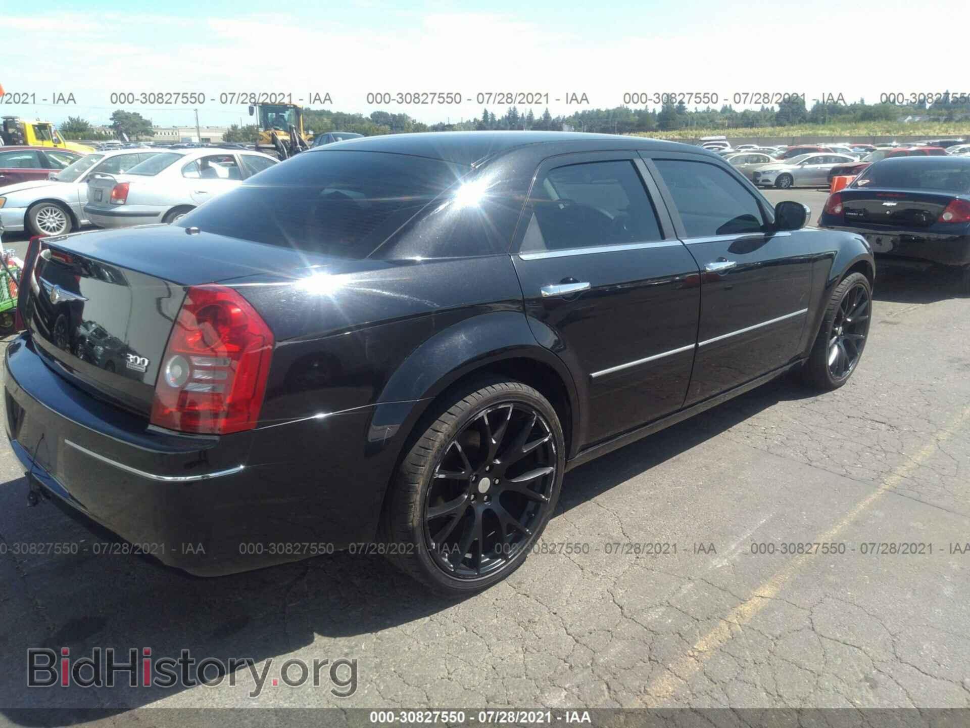2010 CHRYSLER 300 - VIN: 2C3CA5CV6AH230514 - Фото 4