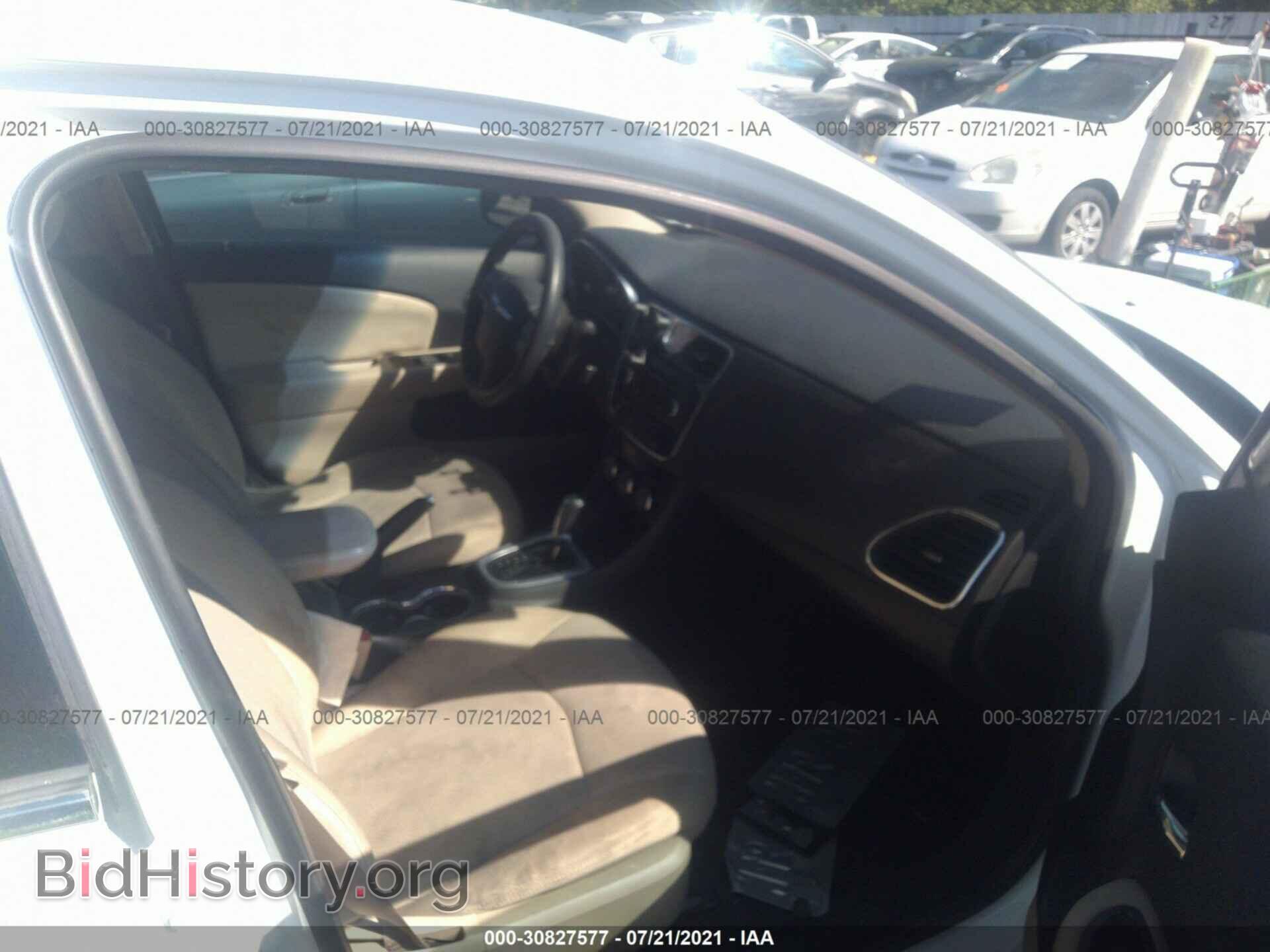 2012 CHRYSLER 200 - VIN: 1C3CCBAB3CN289712 - Photo 5