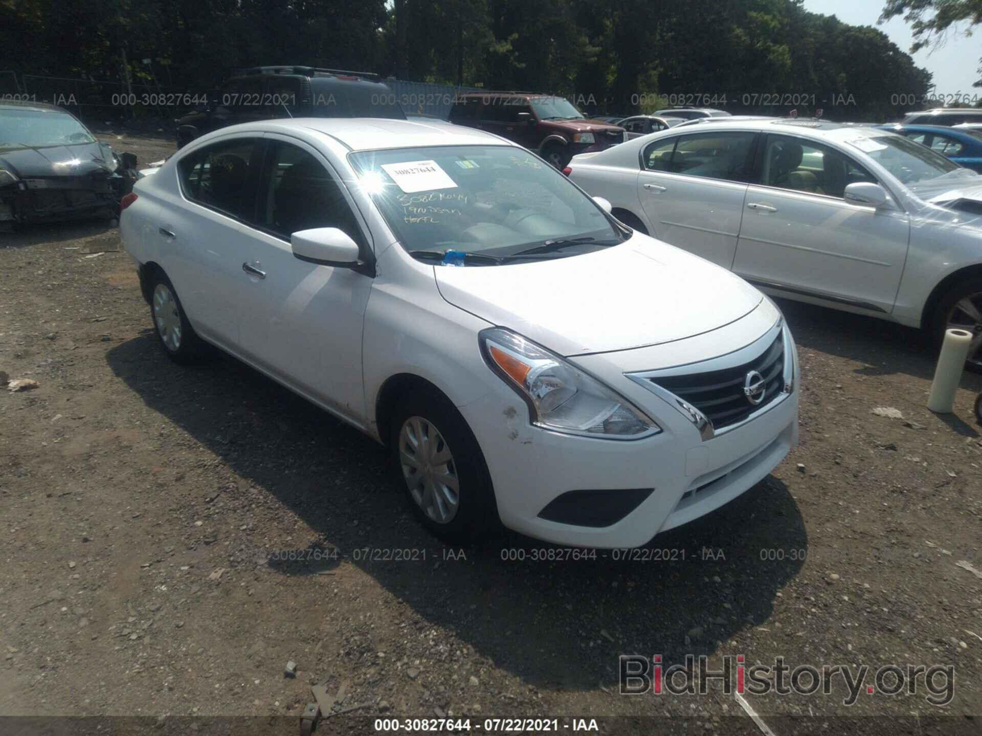 Photo 3N1CN7AP9KL872012 - NISSAN VERSA SEDAN 2019