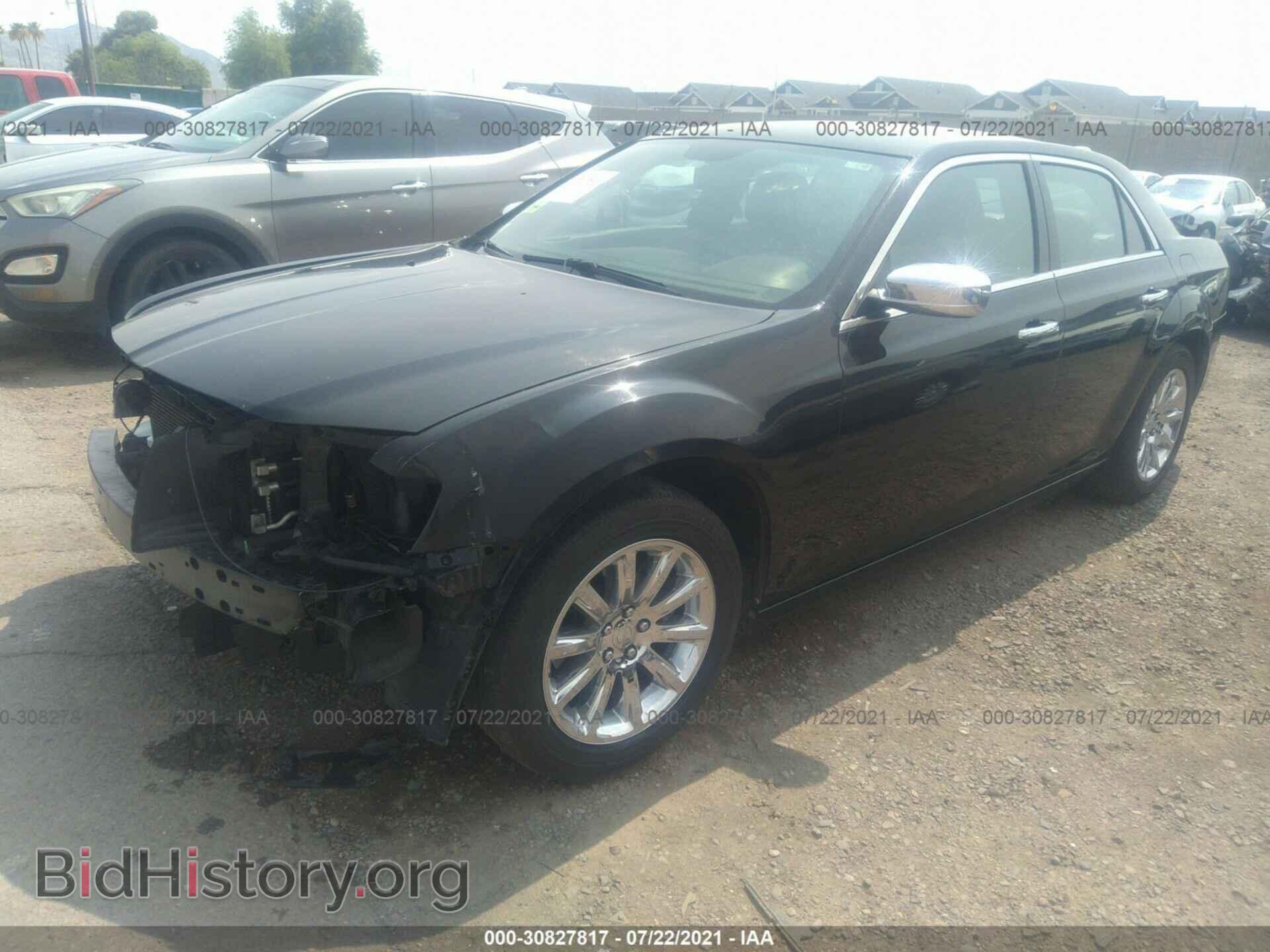 2012 CHRYSLER 300 - VIN: 2C3CCACG5CH224825 - Фото 2