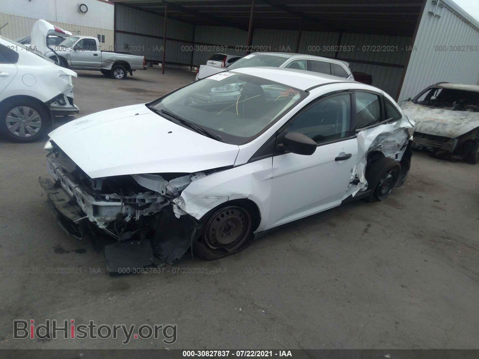 2016 FORD FOCUS - VIN: 1FADP3E23GL337091 - Photo 2