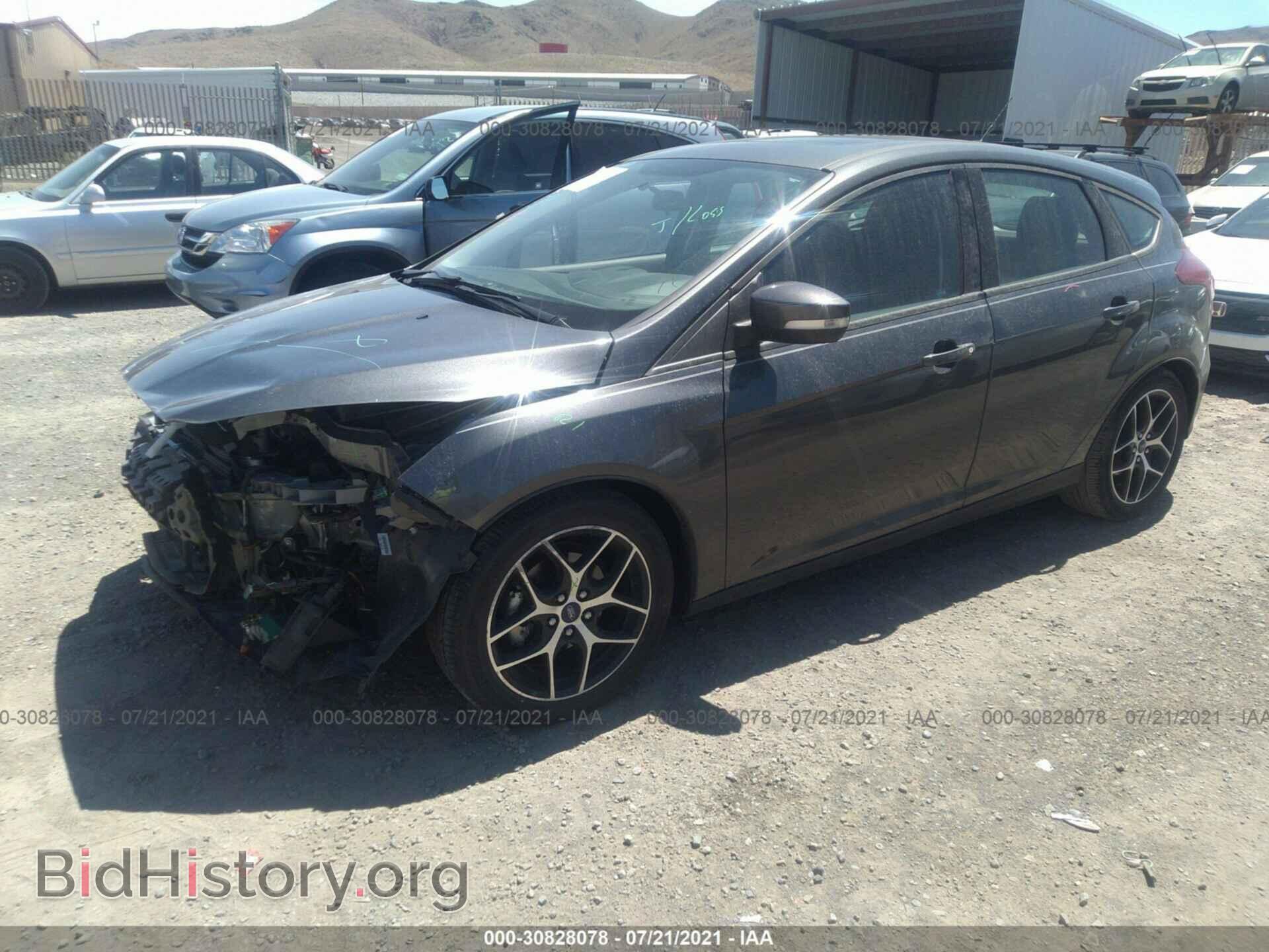 2017 FORD FOCUS - VIN: 1FADP3M22HL308703 - Фото 2