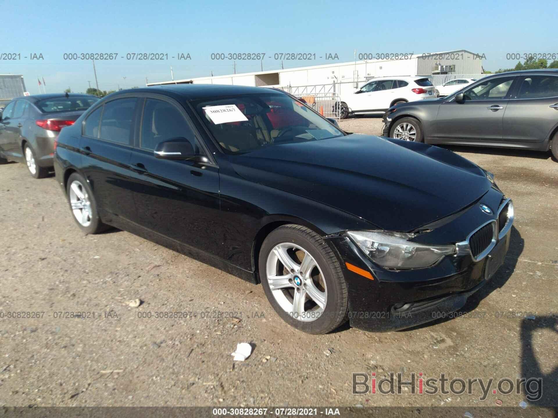 Photo WBA3B1C54DK129399 - BMW 3 SERIES 2013