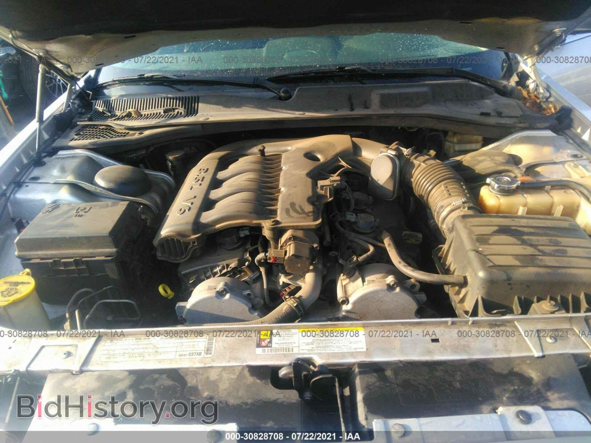 2010 CHRYSLER 300 - VIN: 2C3CA5CV6AH125844 - Фото 10