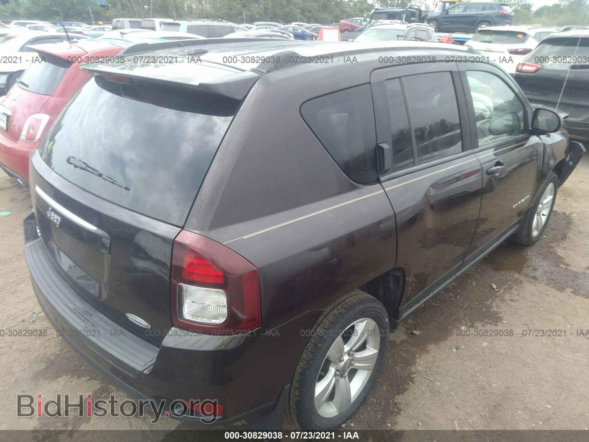 2014 JEEP COMPASS - VIN: 1C4NJDEB4ED621939 - Photo 4