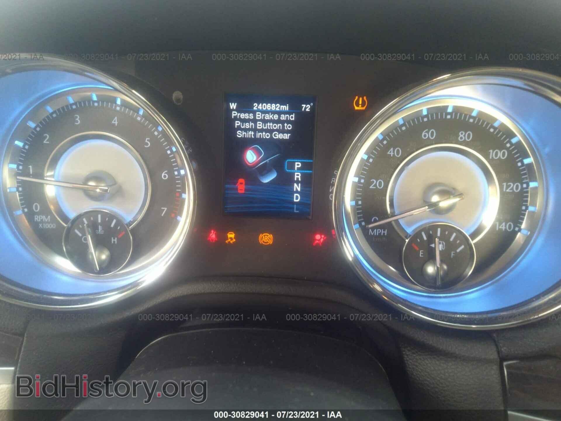 2012 CHRYSLER 300 - VIN: 2C3CCACG7CH161663 - Фото 7
